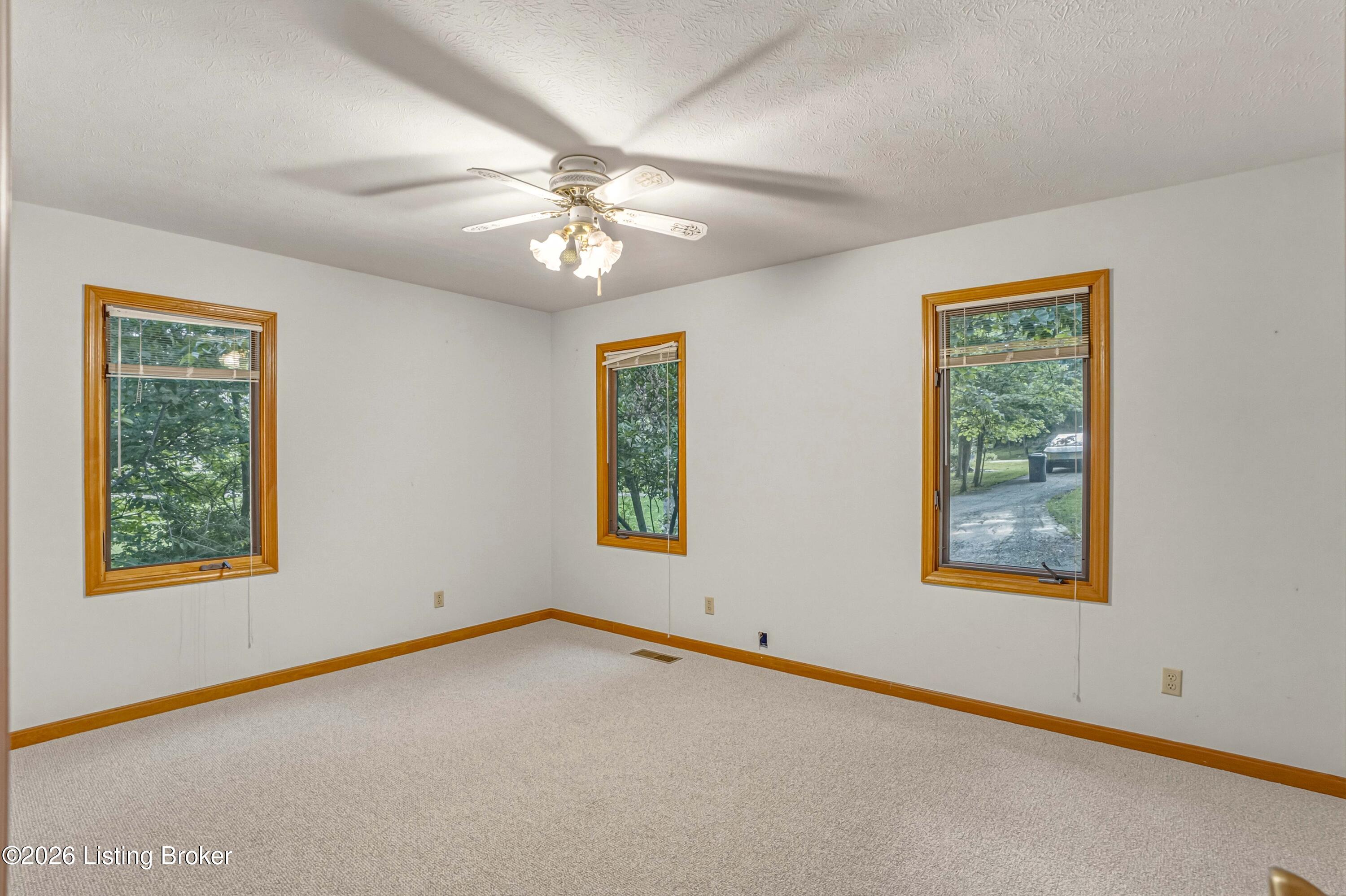 3000 Paddock Ln Property Photo 24