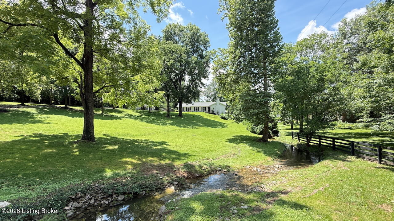 702 Dorsey Ln Property Photo 1