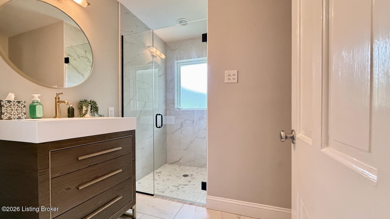 702 Dorsey Ln Property Photo 22