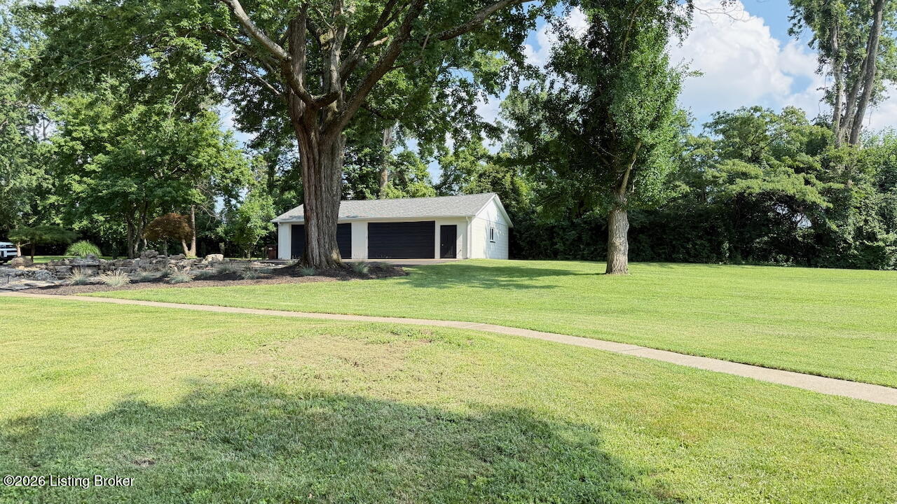 702 Dorsey Ln Property Photo 33