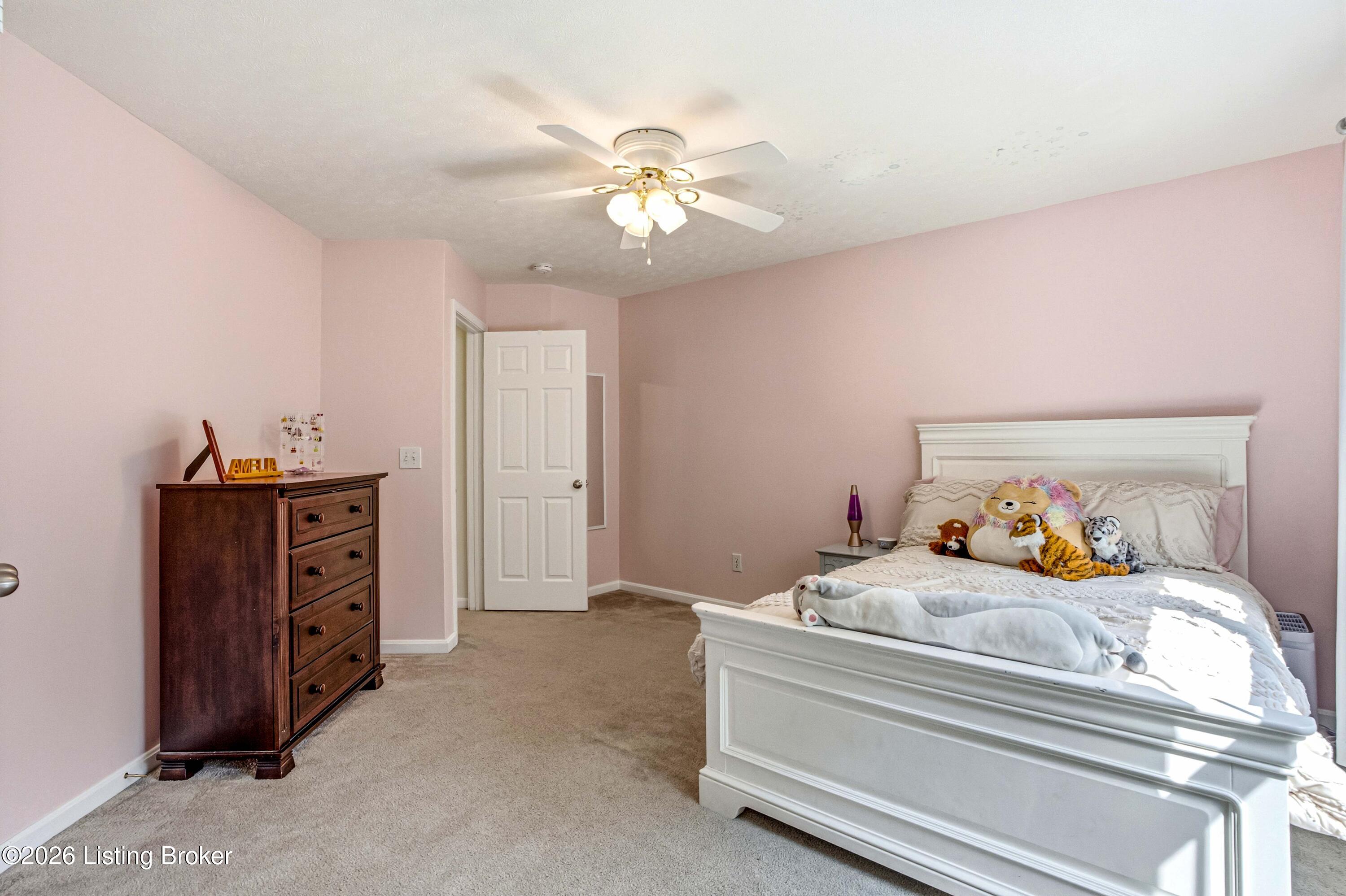 11623 Walnut View Way Property Photo 16