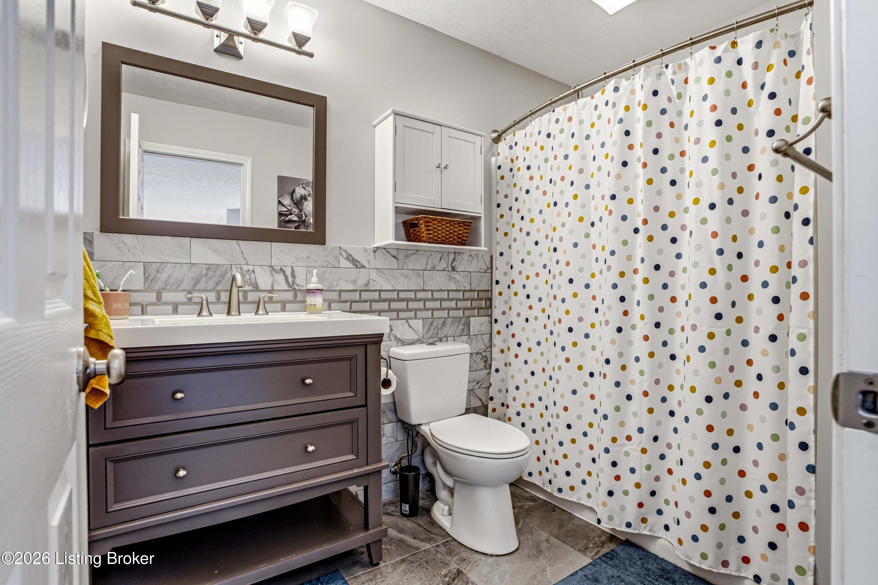 11623 Walnut View Way Property Photo 20