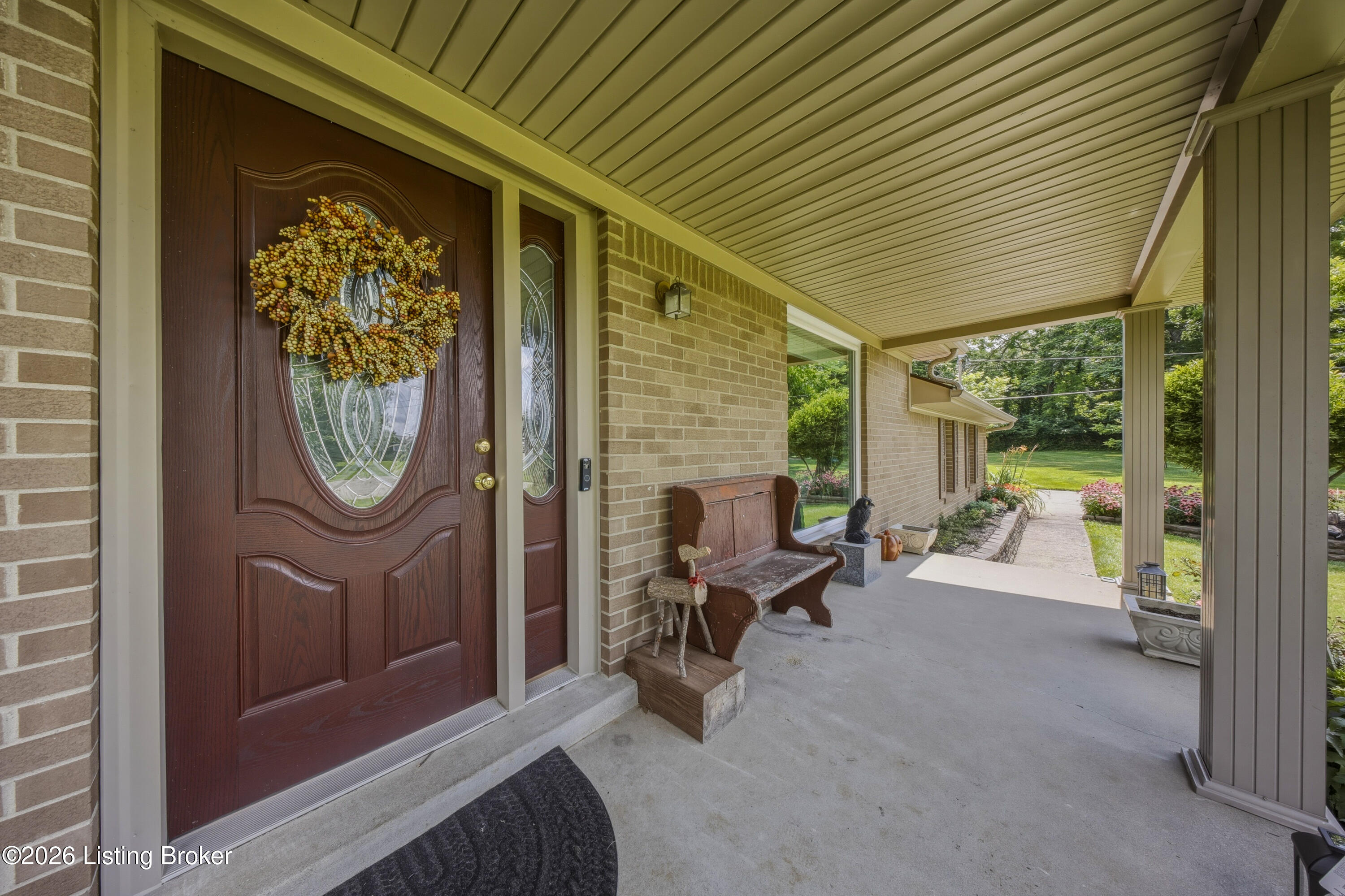 128 Erikas Ct Property Photo 6