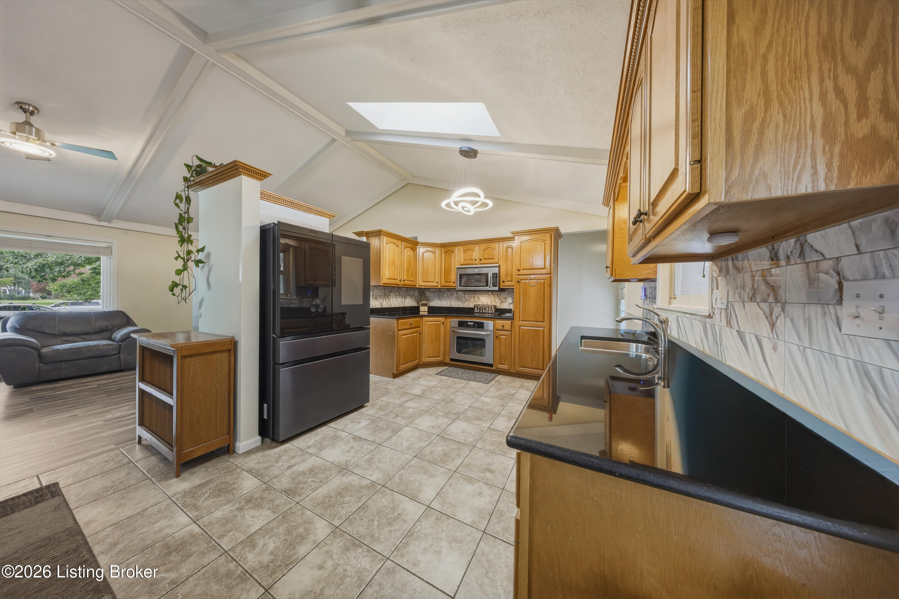 128 Erikas Ct Property Photo 13