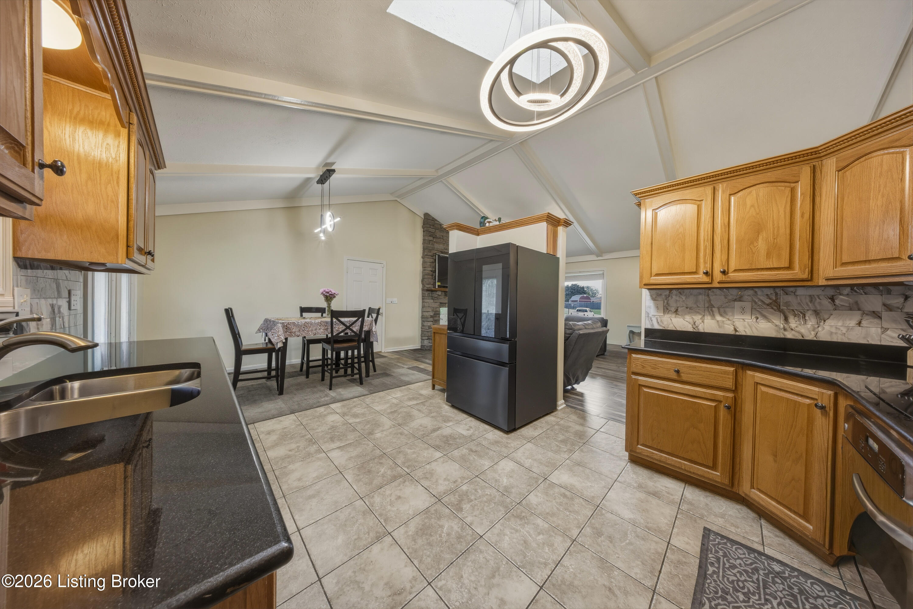 128 Erikas Ct Property Photo 16