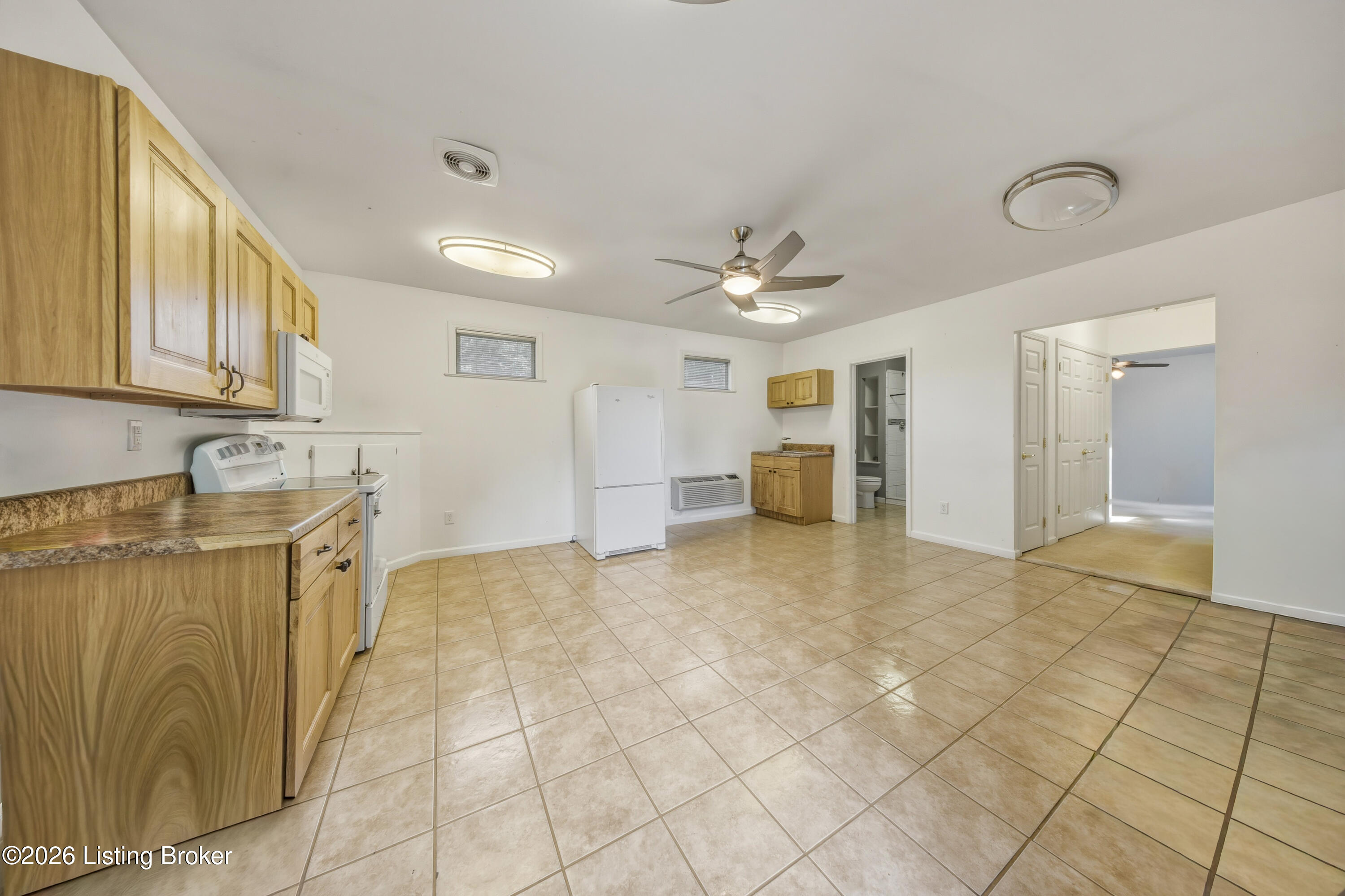 128 Erikas Ct Property Photo 51