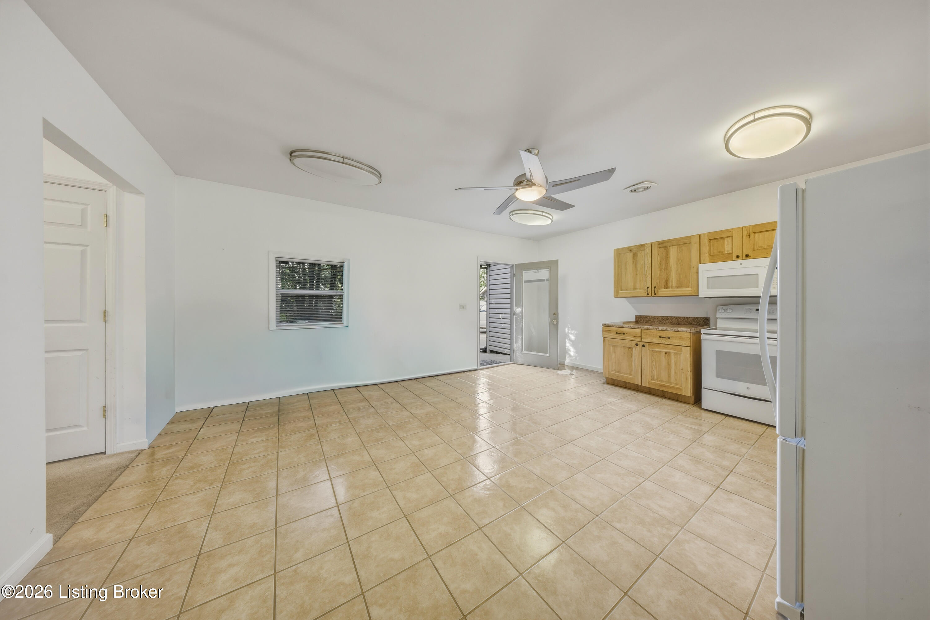 128 Erikas Ct Property Photo 53
