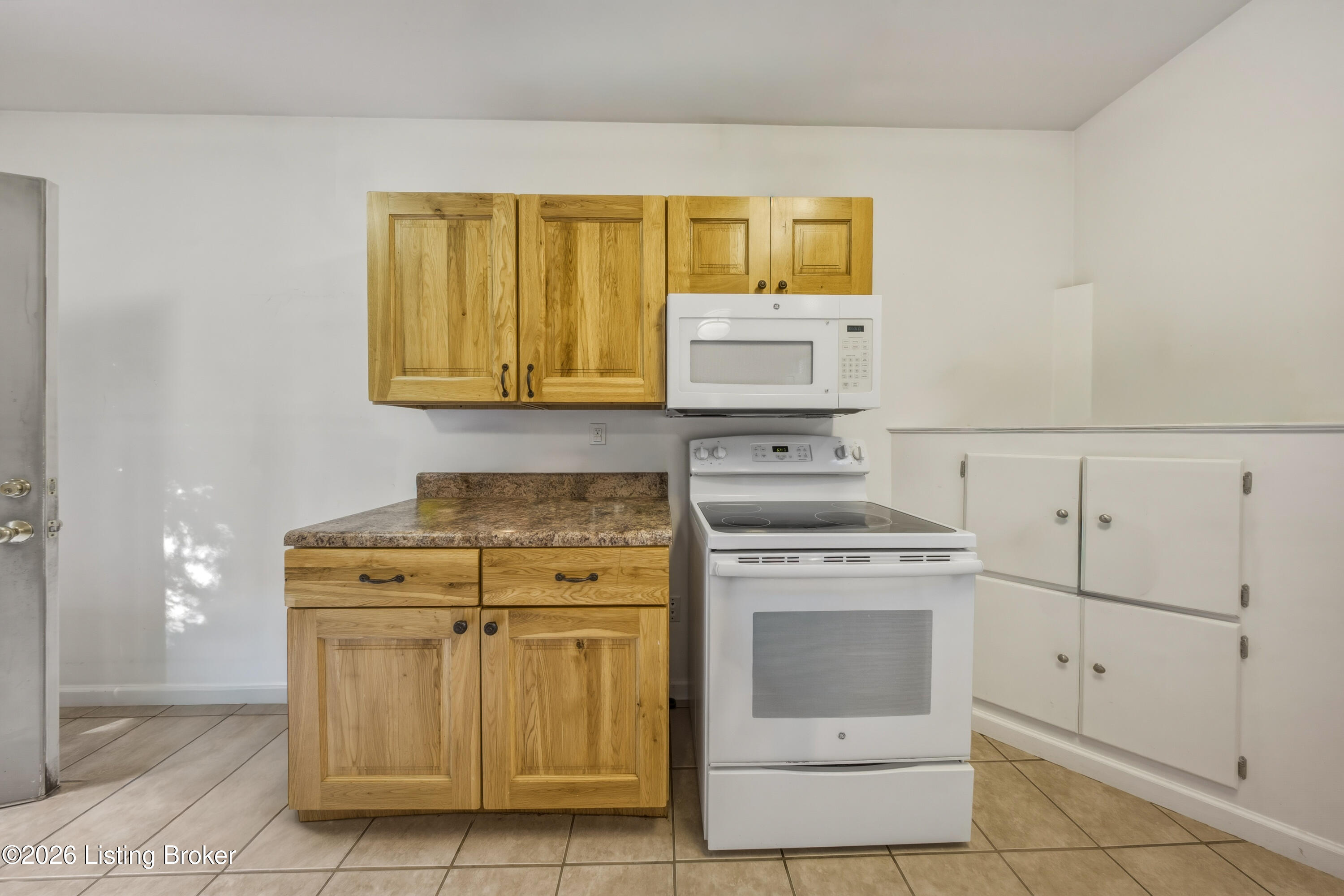 128 Erikas Ct Property Photo 54