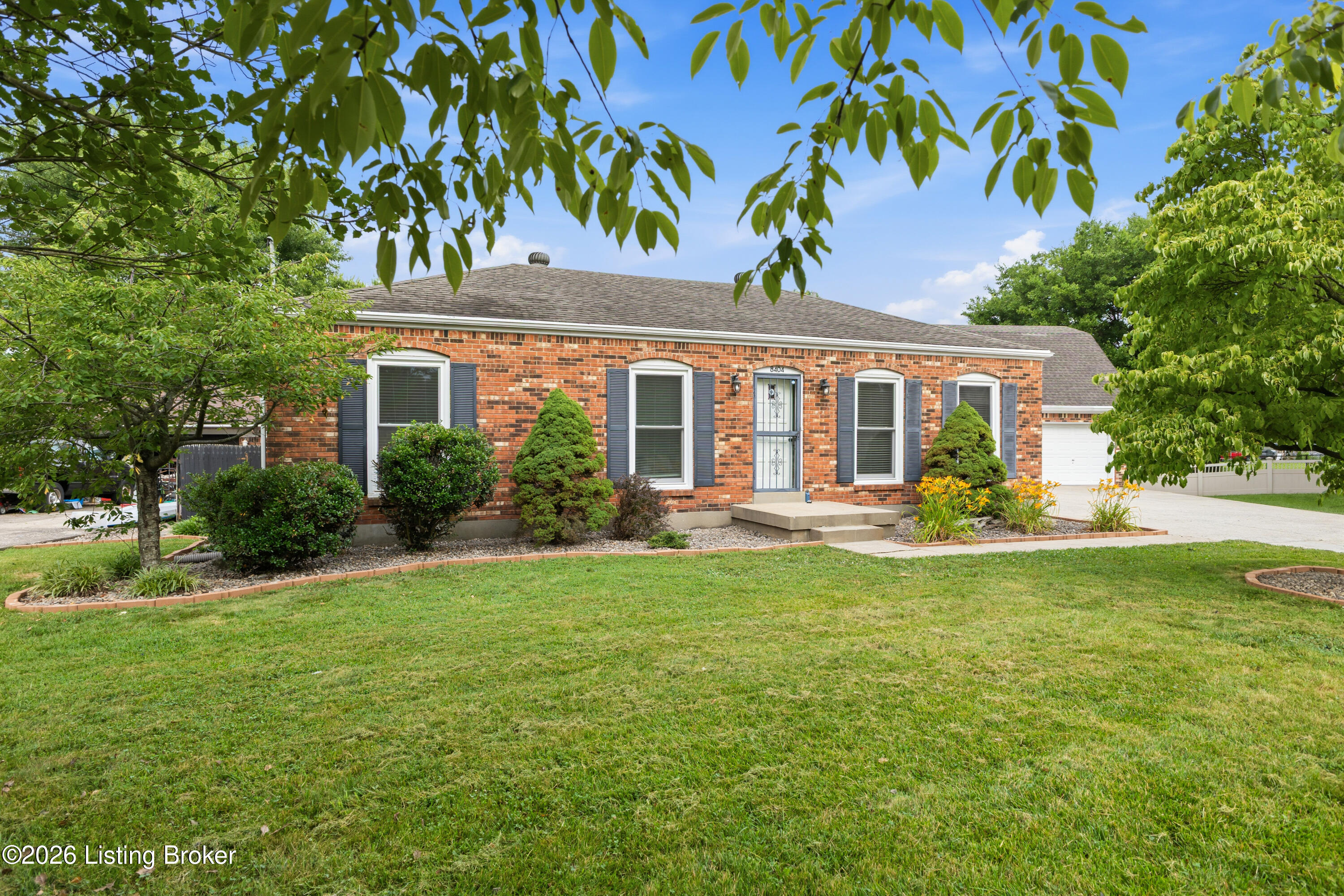 8404 Rodney Cir