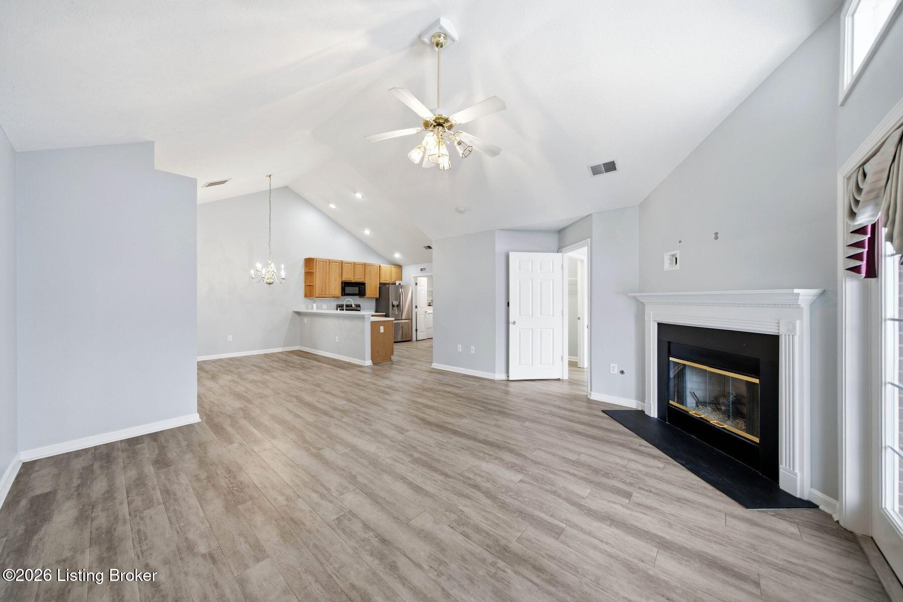 12106 Buck Horn Pl Property Photo 9