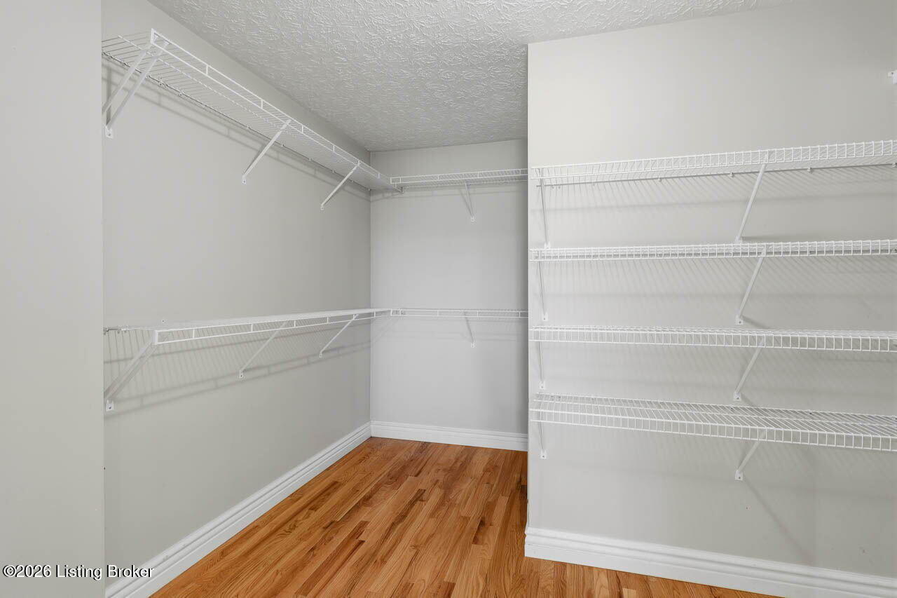 9671 Bloomfield Rd Property Photo 15