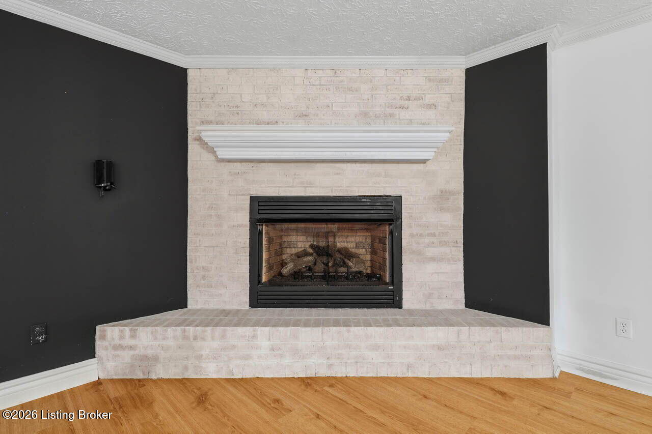 9671 Bloomfield Rd Property Photo 19