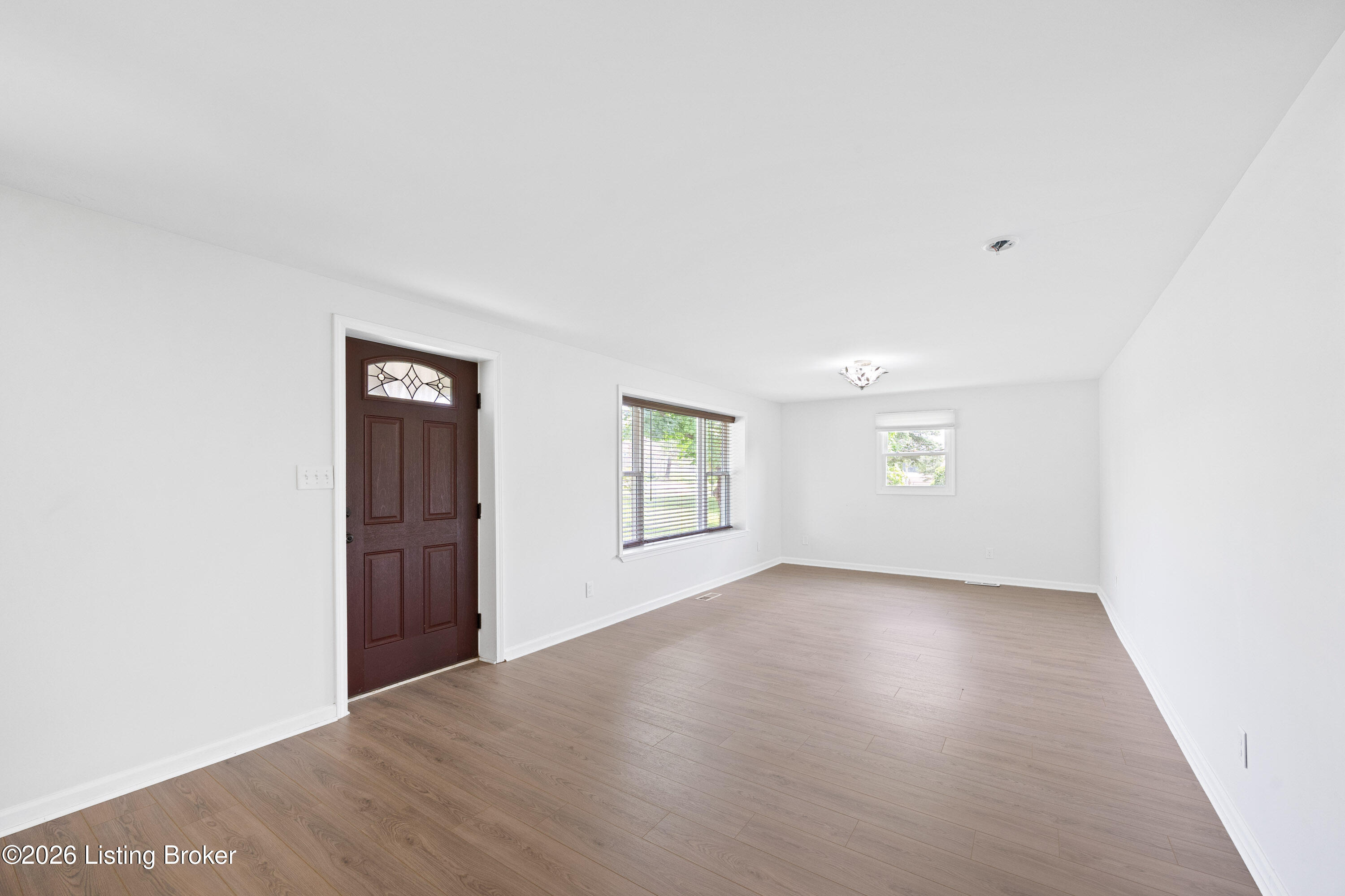 955 Flatlick Rd Property Photo 5