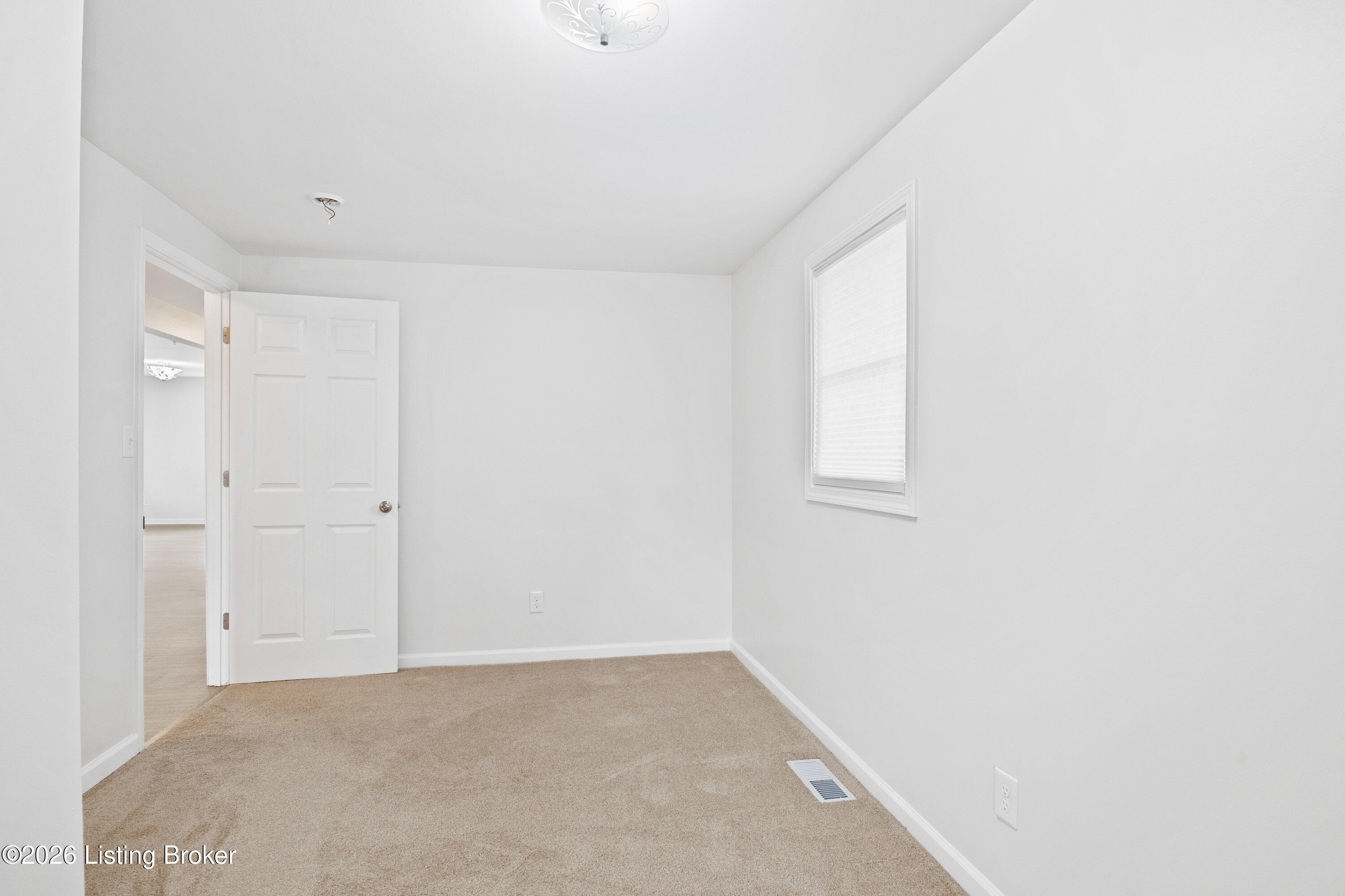 955 Flatlick Rd Property Photo 15