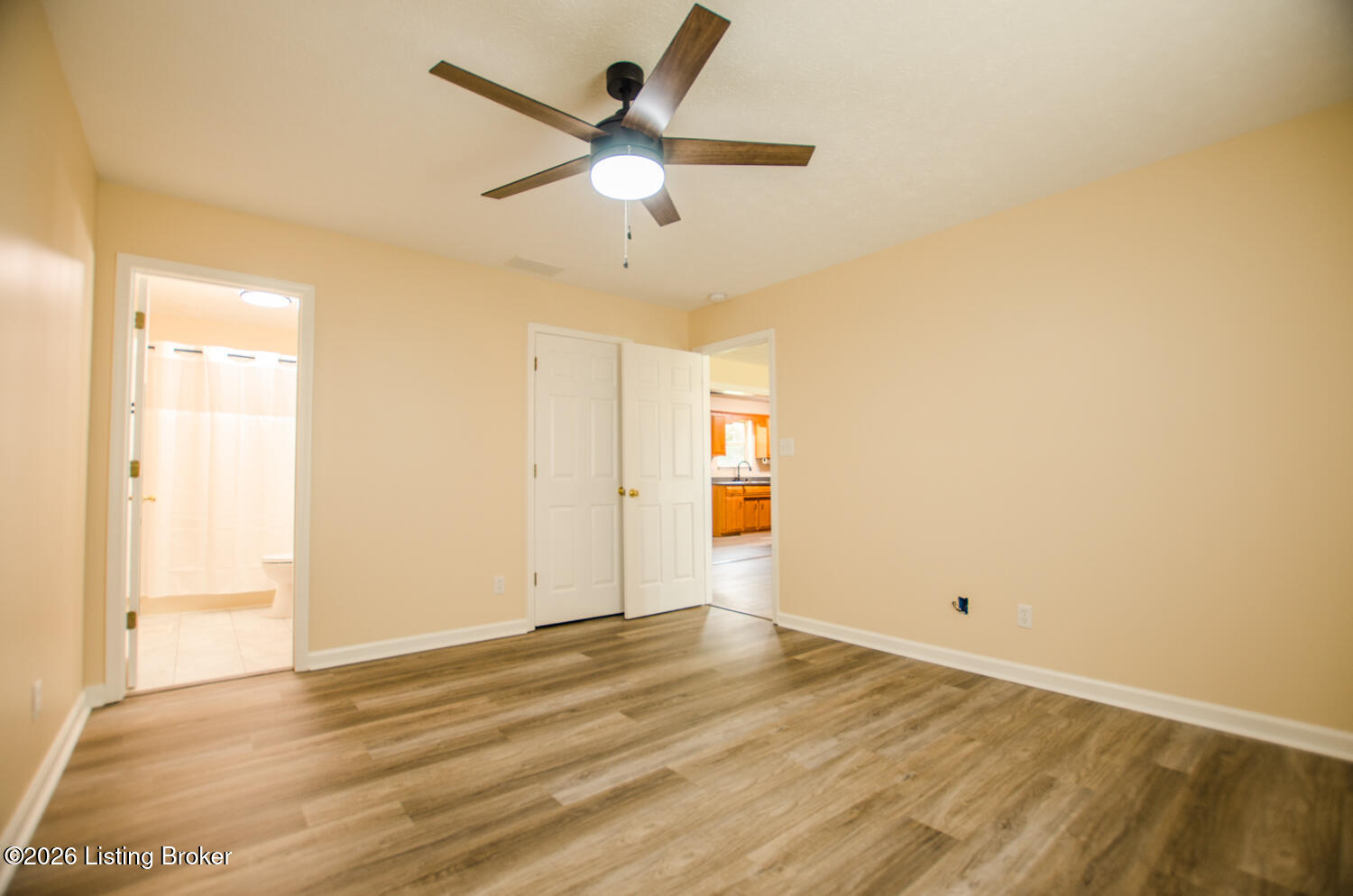 1003 Creek Pointe Dr Property Photo 15