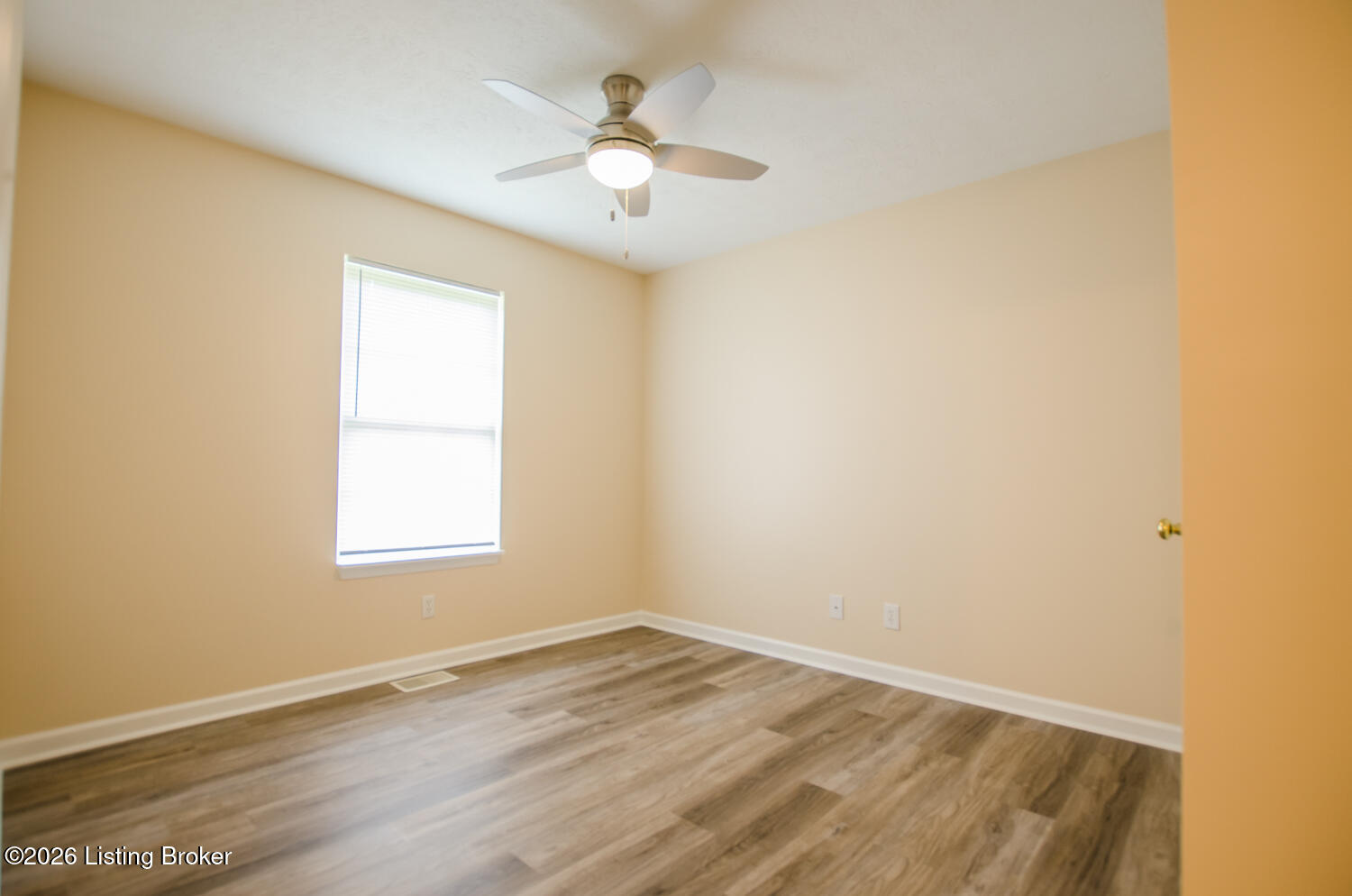 1003 Creek Pointe Dr Property Photo 18