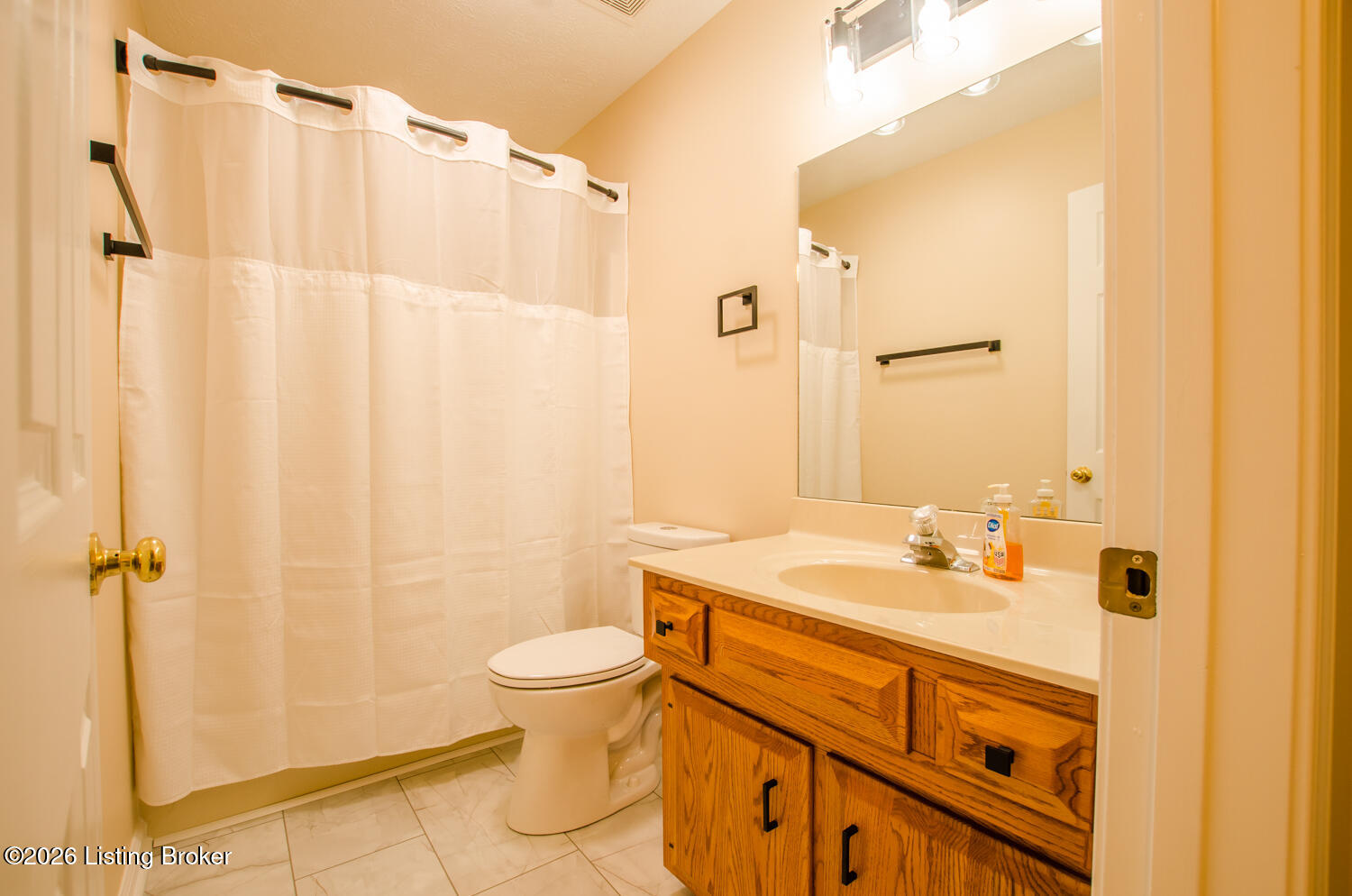 1003 Creek Pointe Dr Property Photo 22