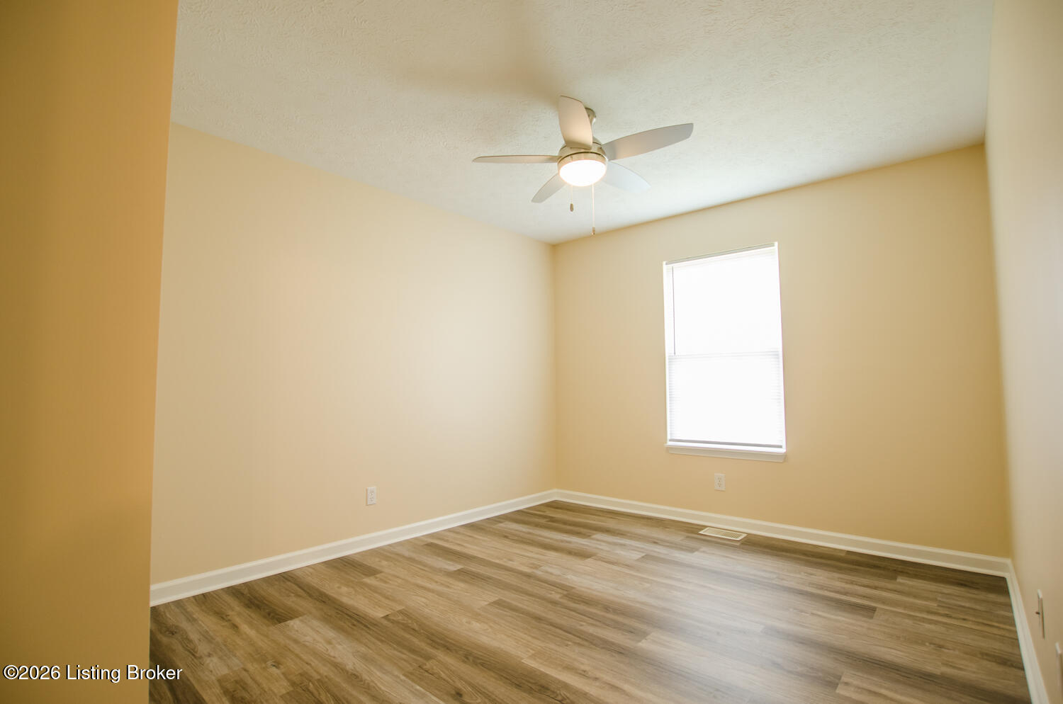 1003 Creek Pointe Dr Property Photo 23