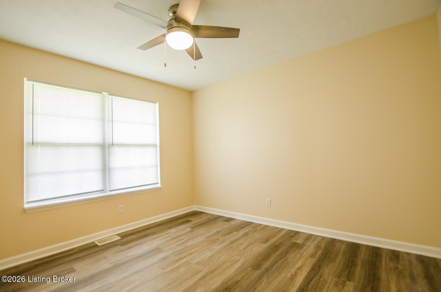 1003 Creek Pointe Dr Property Photo 25