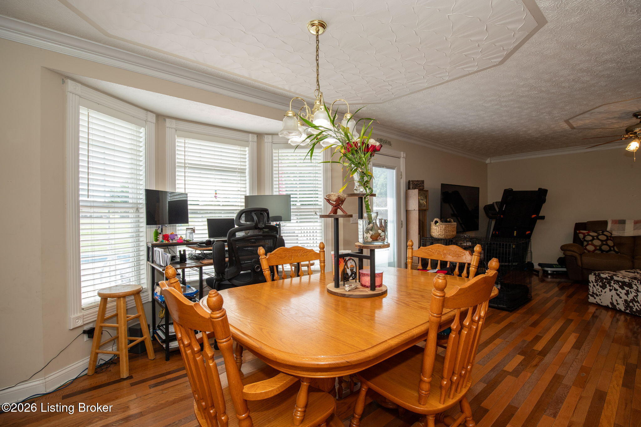 355 Logan Ln Property Photo 16