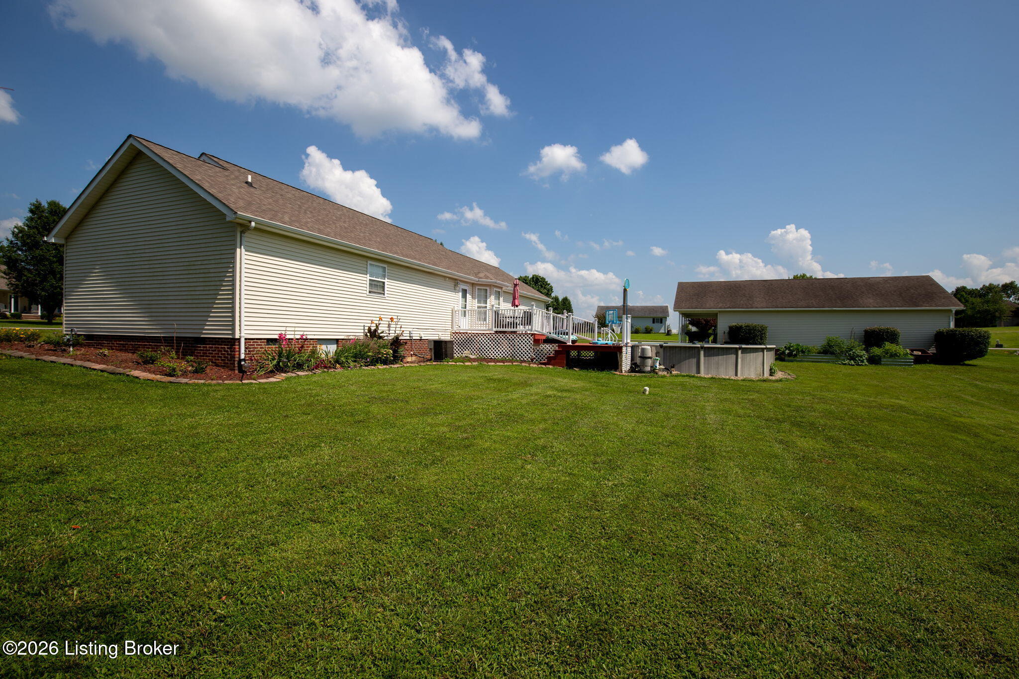 355 Logan Ln Property Photo 54