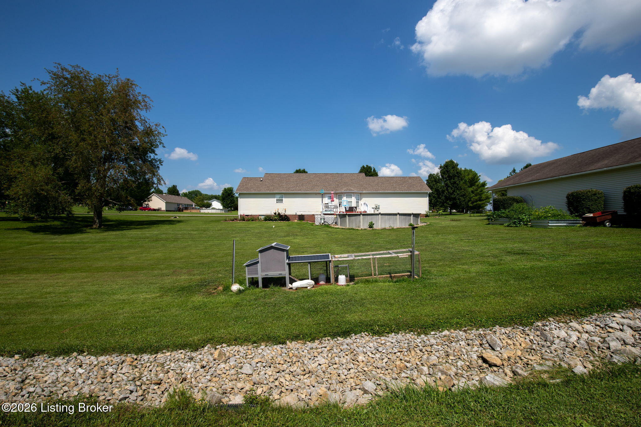 355 Logan Ln Property Photo 56