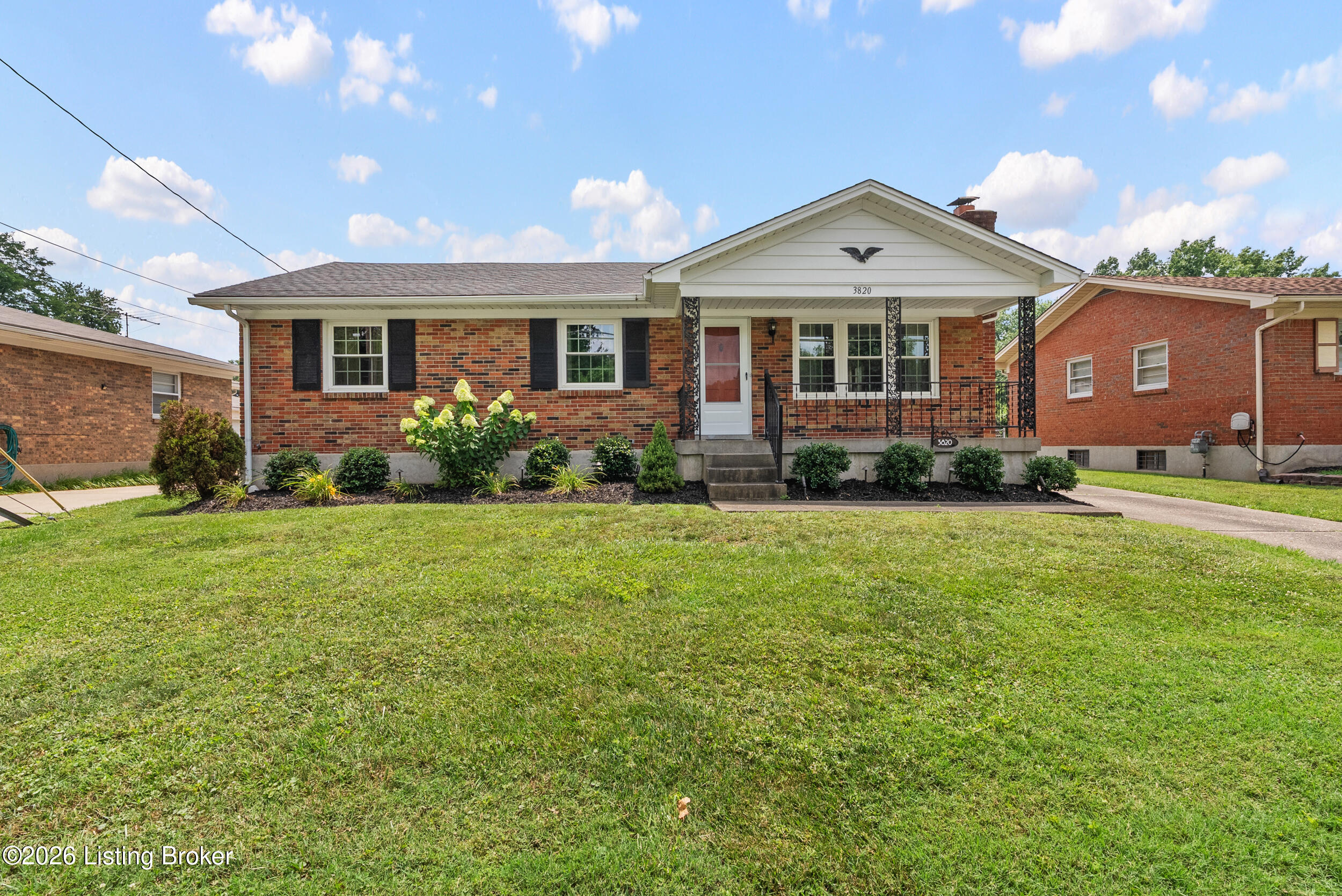 3820 Pinecroft Dr Property Photo 1