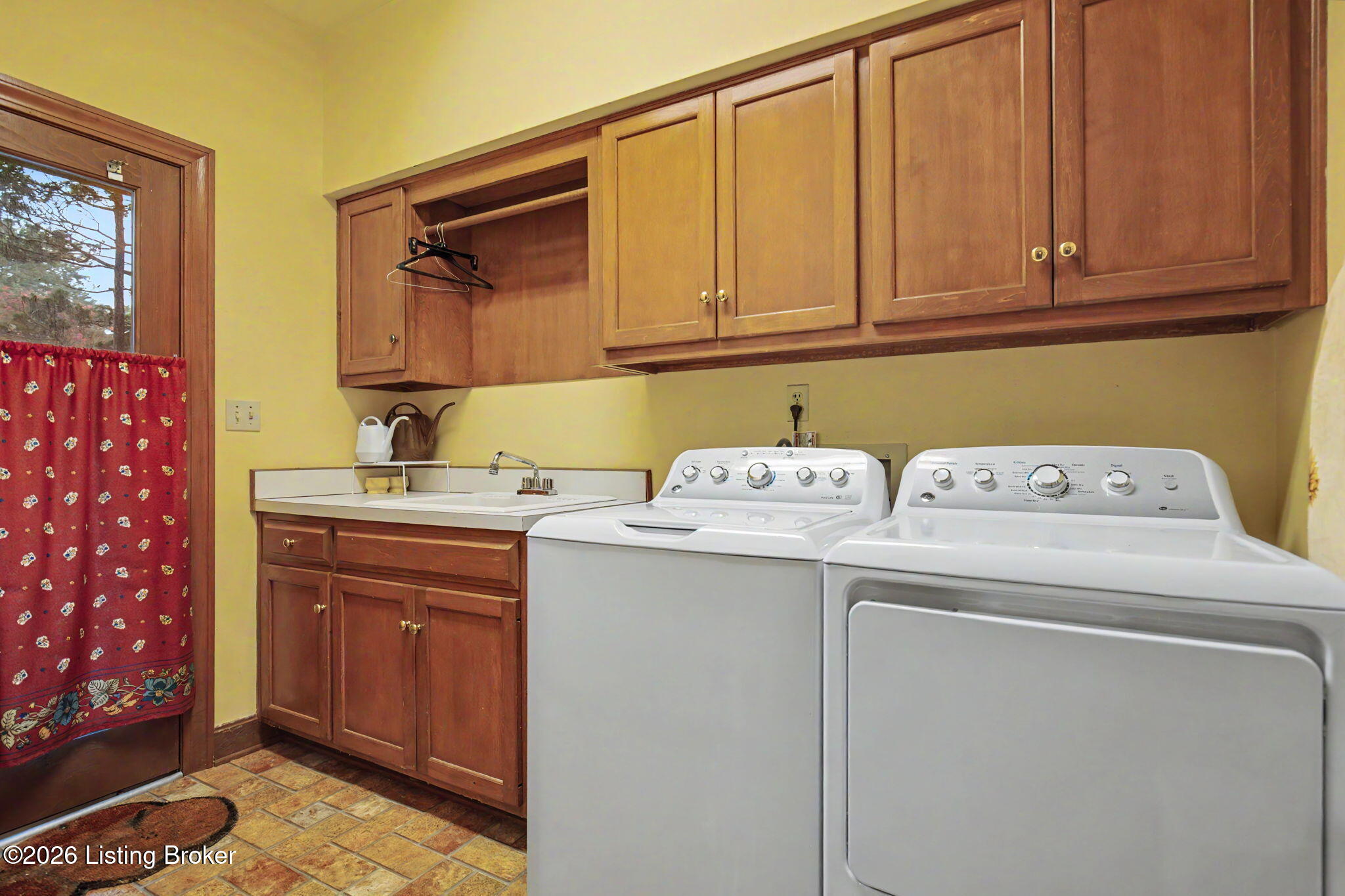 14701 Forest Creek Way Property Photo 28