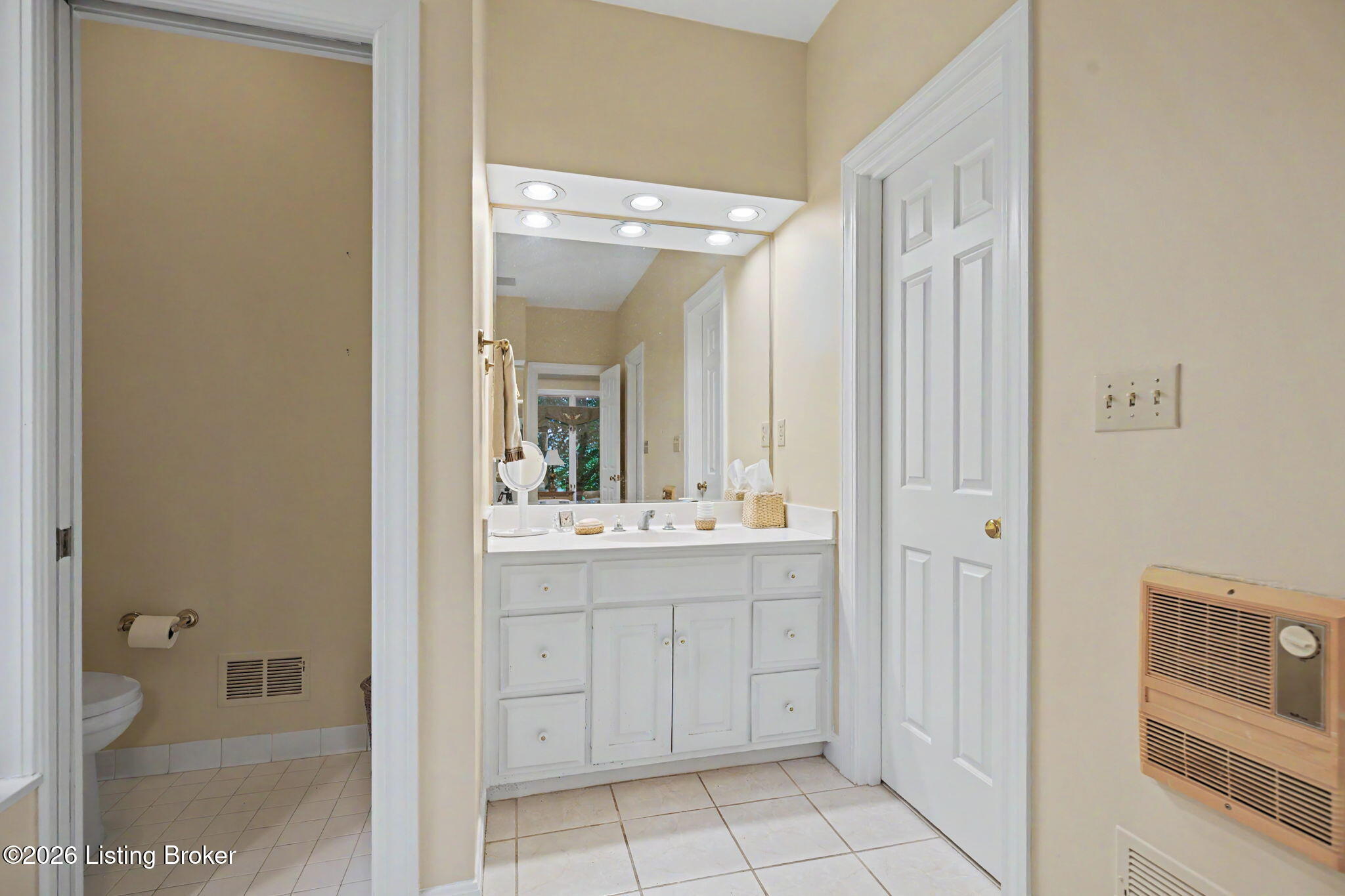 14701 Forest Creek Way Property Photo 32