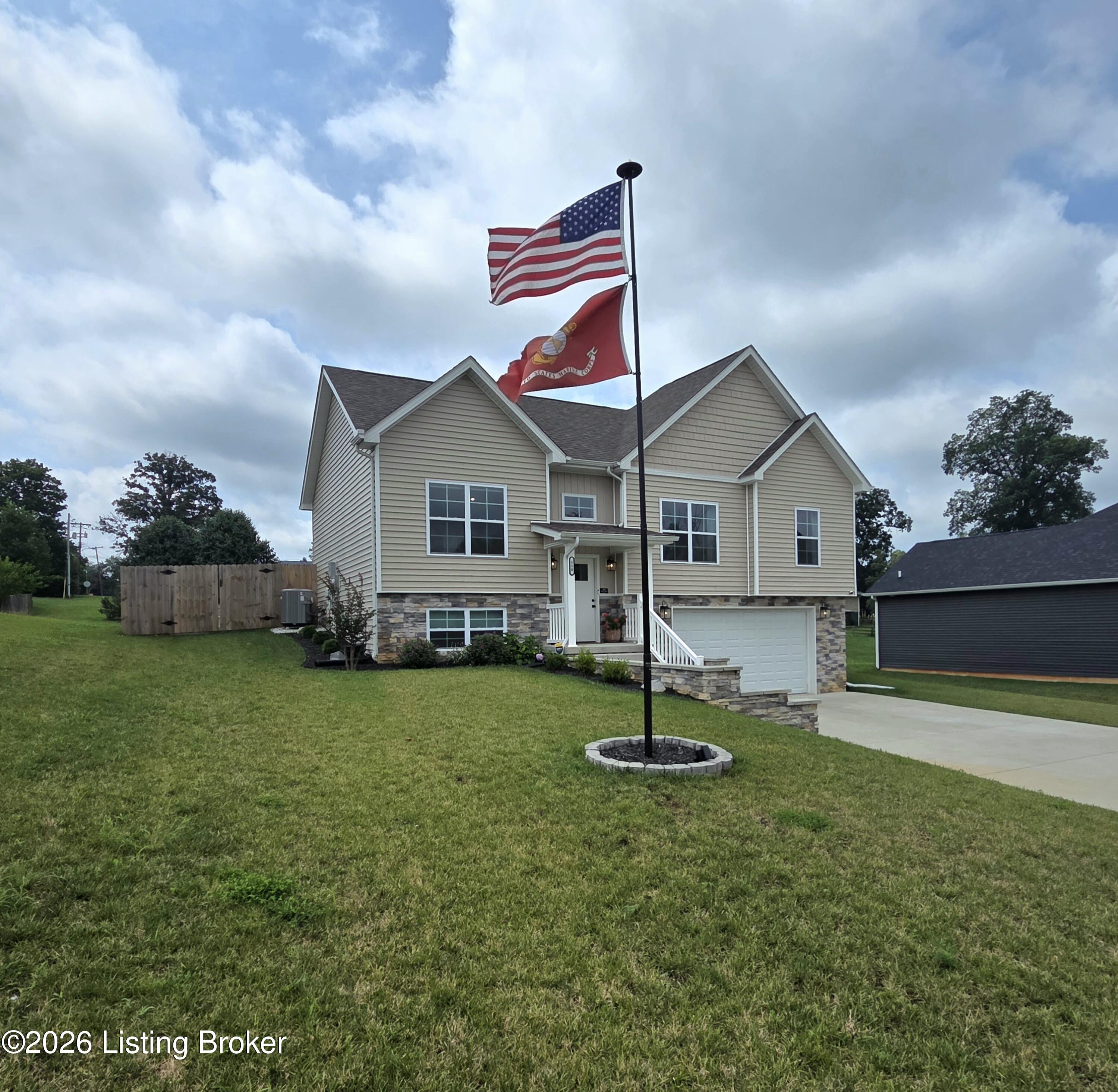 110 Brookhaven Dr Property Photo 3