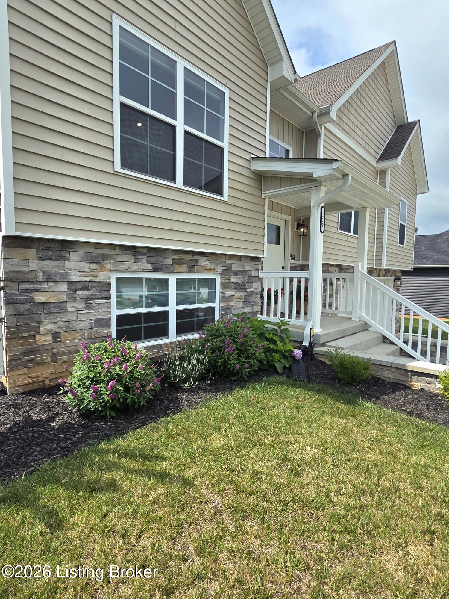 110 Brookhaven Dr Property Photo 4