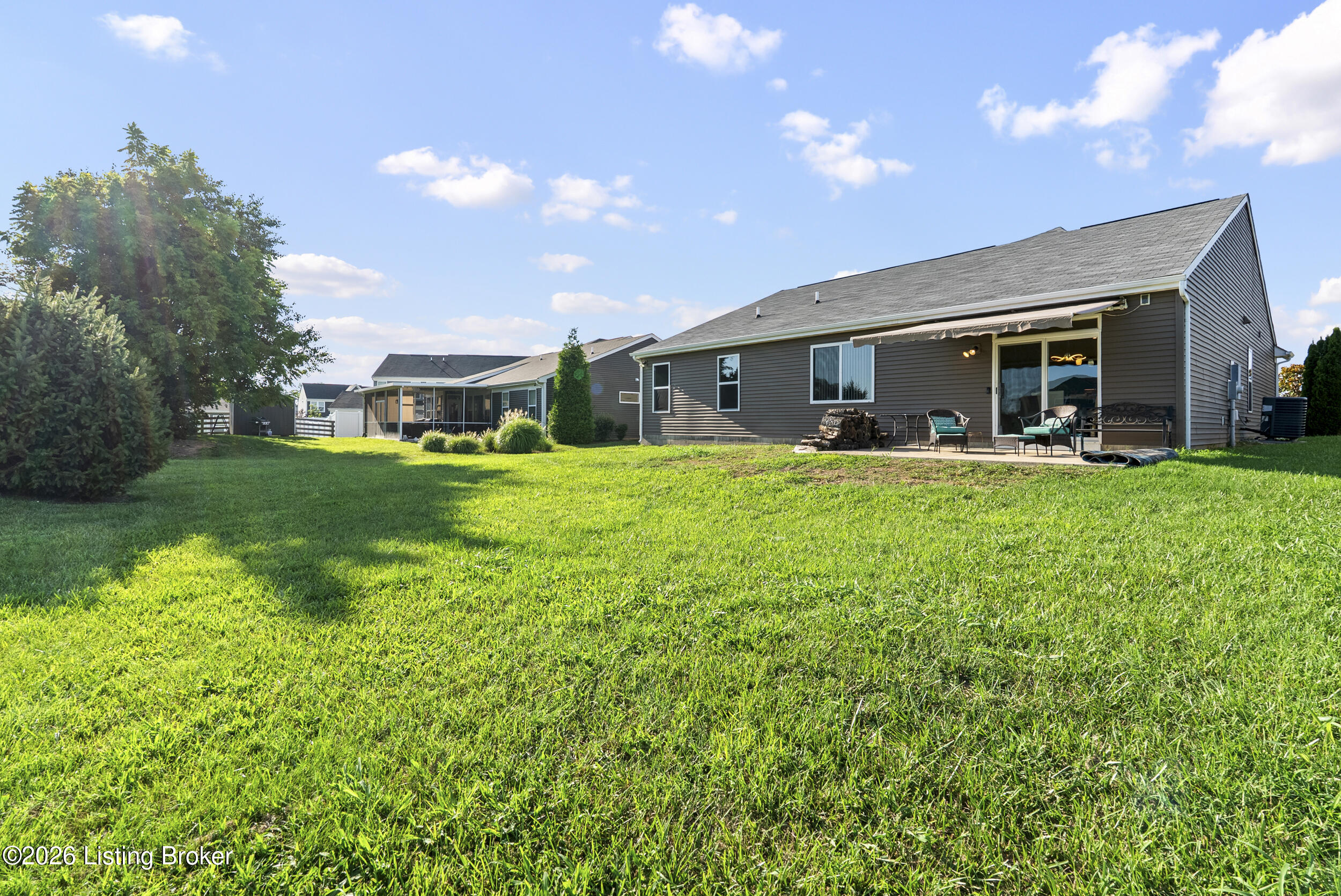 223 Bridlewood Dr Property Photo 12