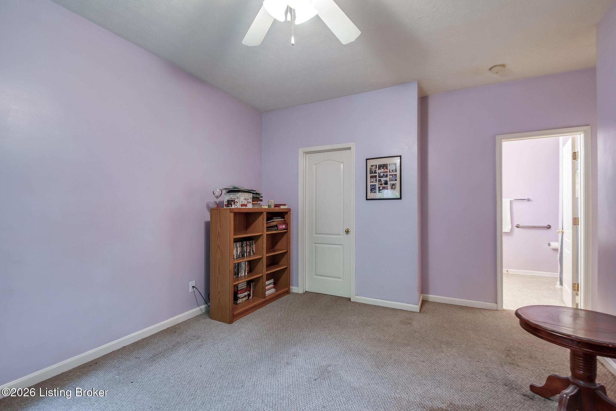 9210 Hawthorne Pointe Dr 103 Property Photo 16