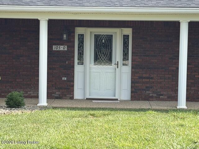 105d Twin Oaks Dr Property Photo 3