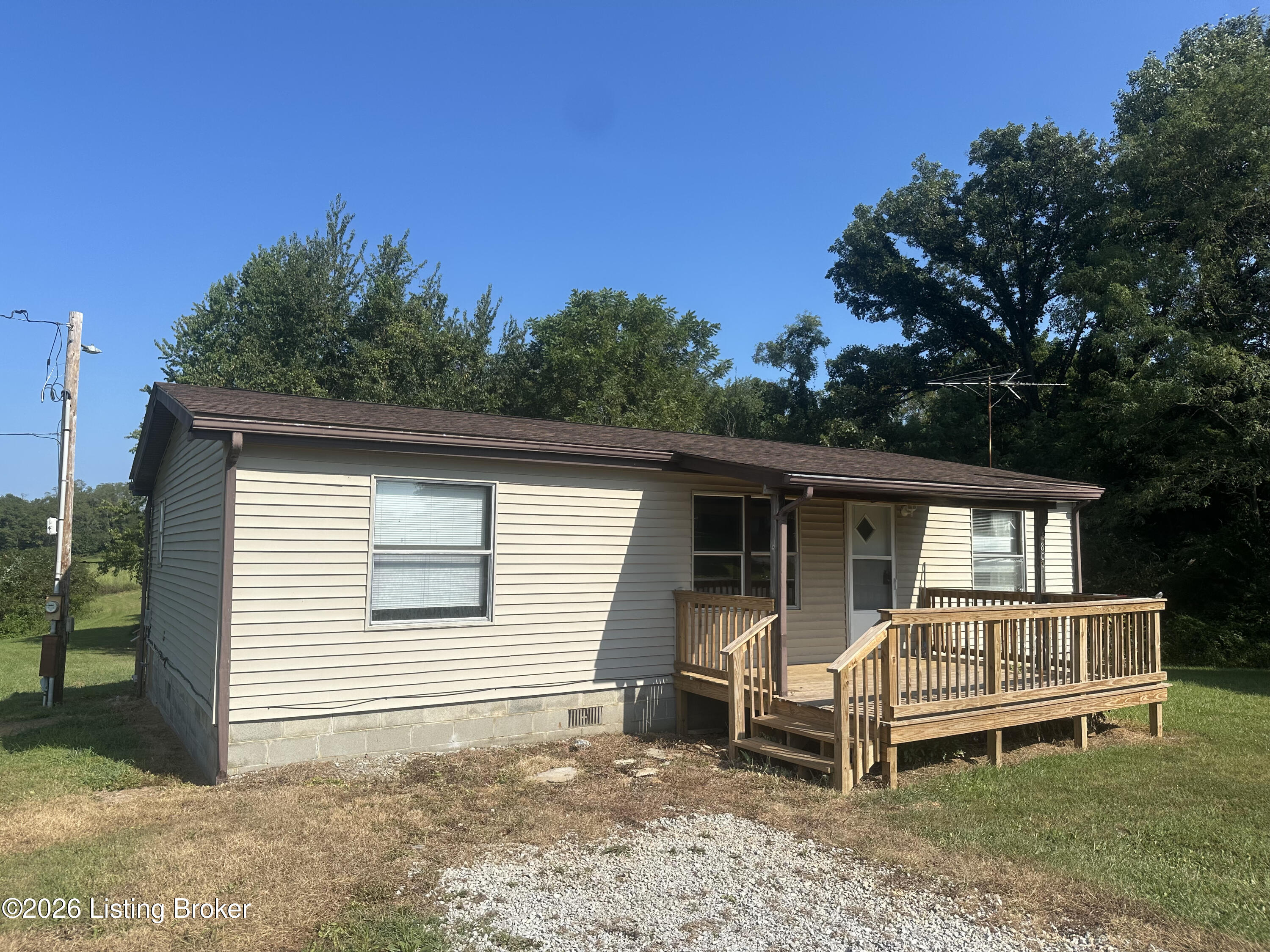 5805 Old State Rd Property Photo 1