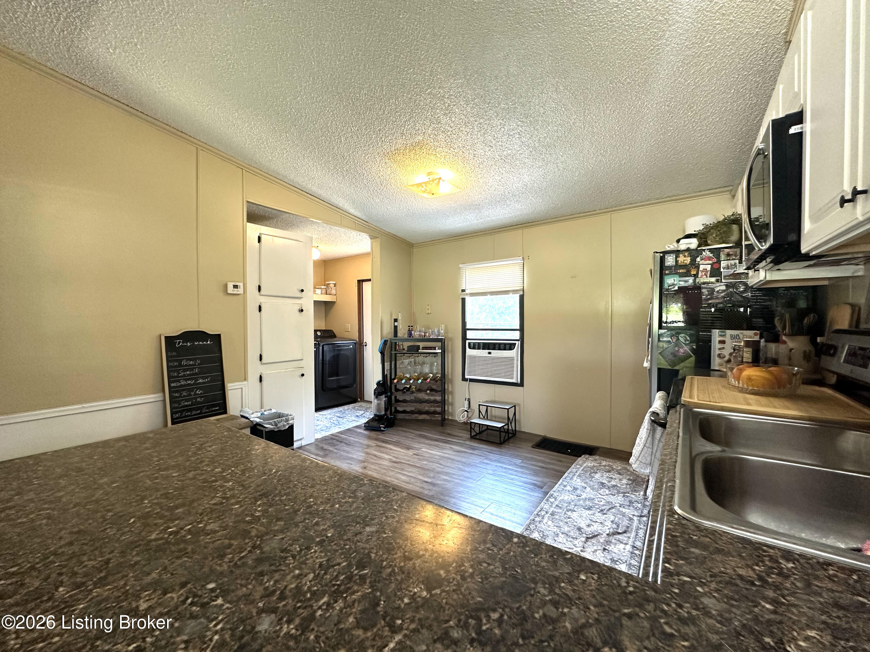 5805 Old State Rd Property Photo 4