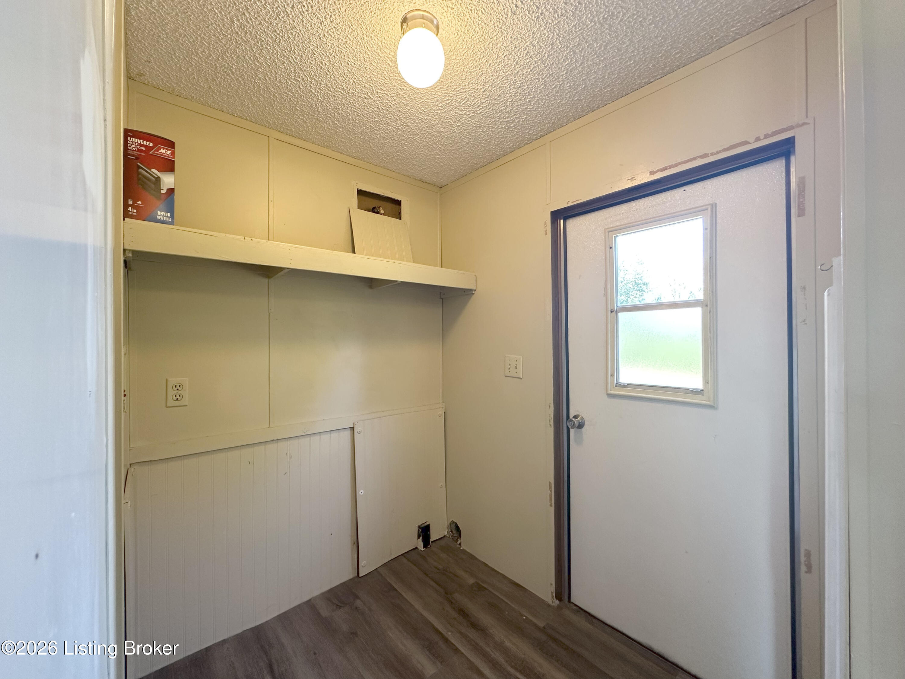 5805 Old State Rd Property Photo 13
