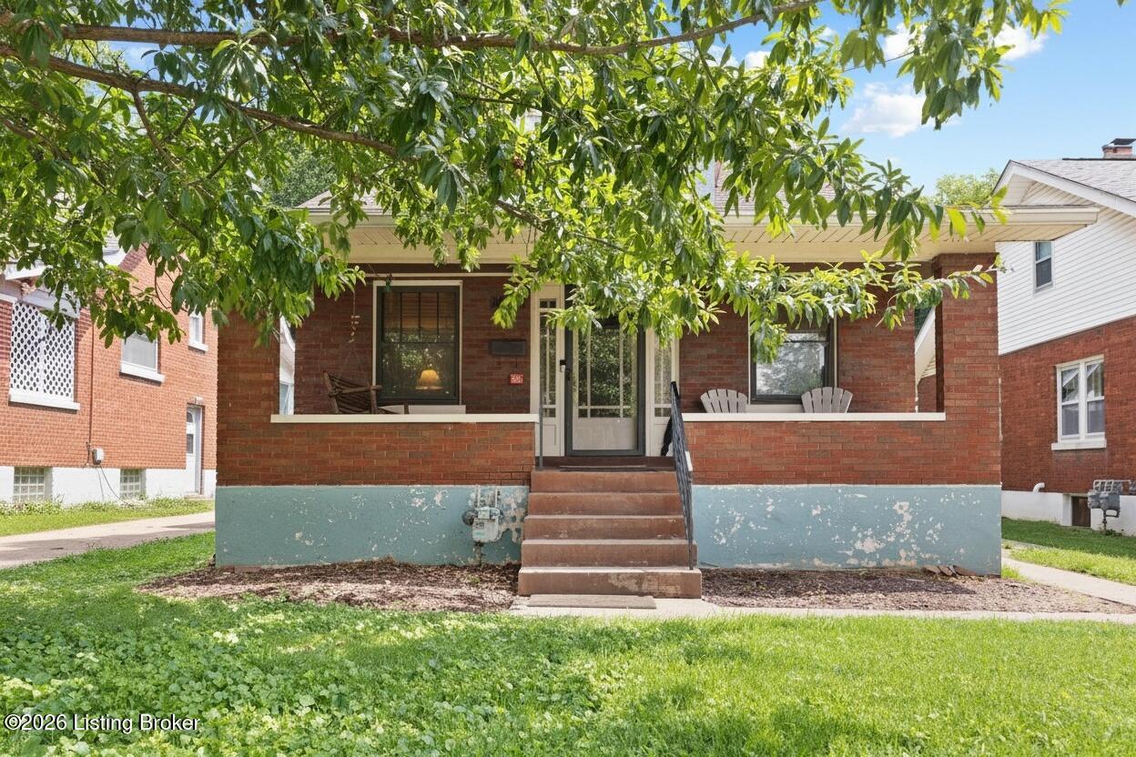 2417 Wallace Ave Property Photo 4