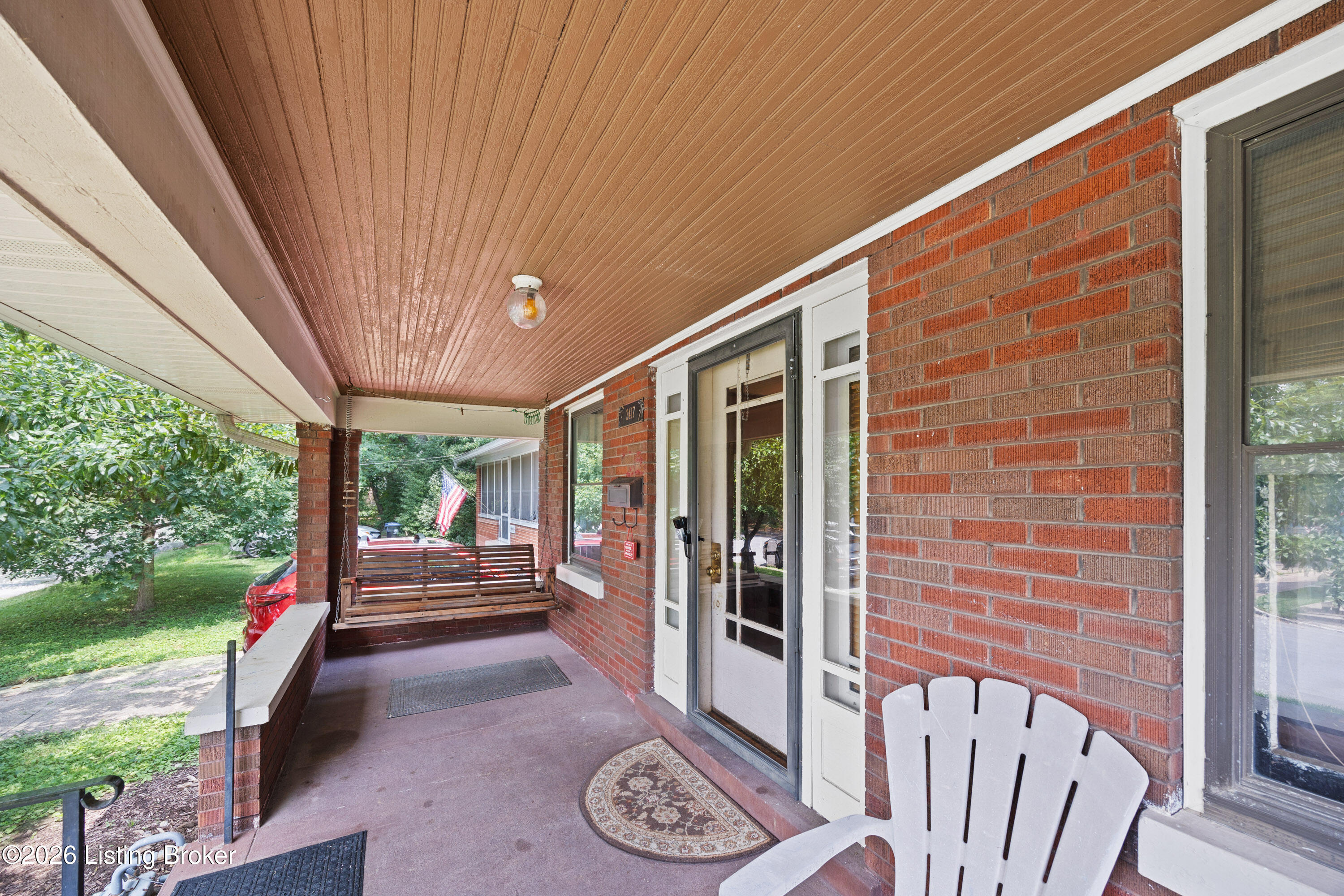 2417 Wallace Ave Property Photo 6