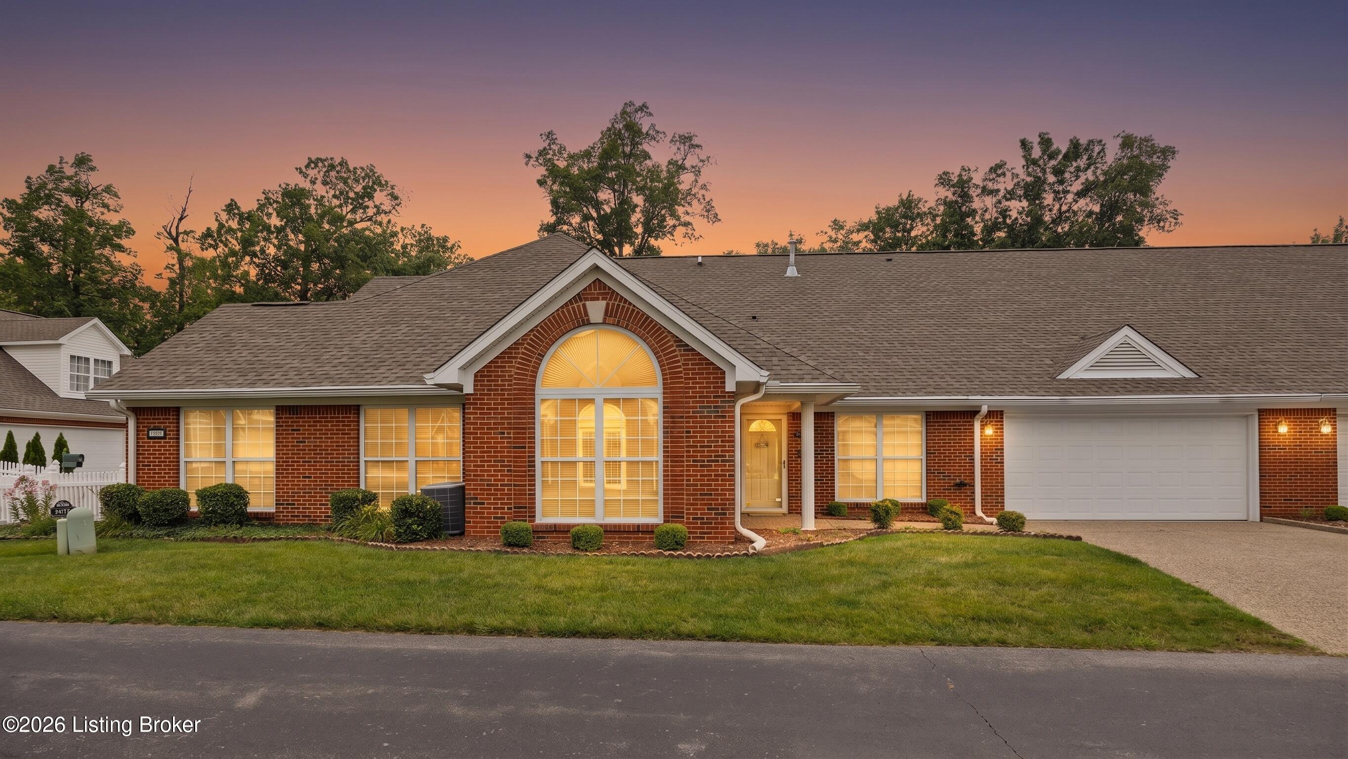 10450 Monticello Forest Cir Property Photo 1