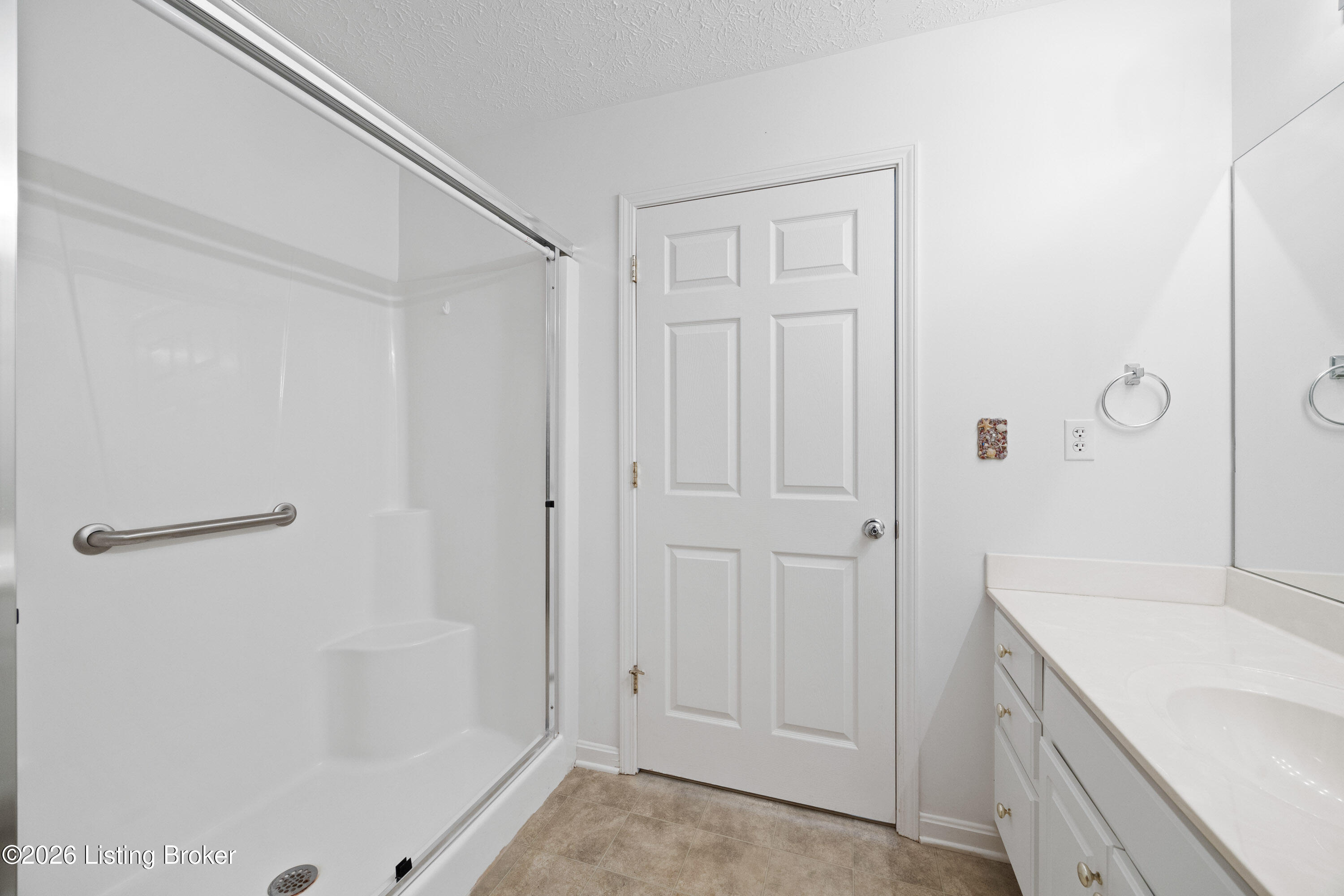 10450 Monticello Forest Cir Property Photo 14