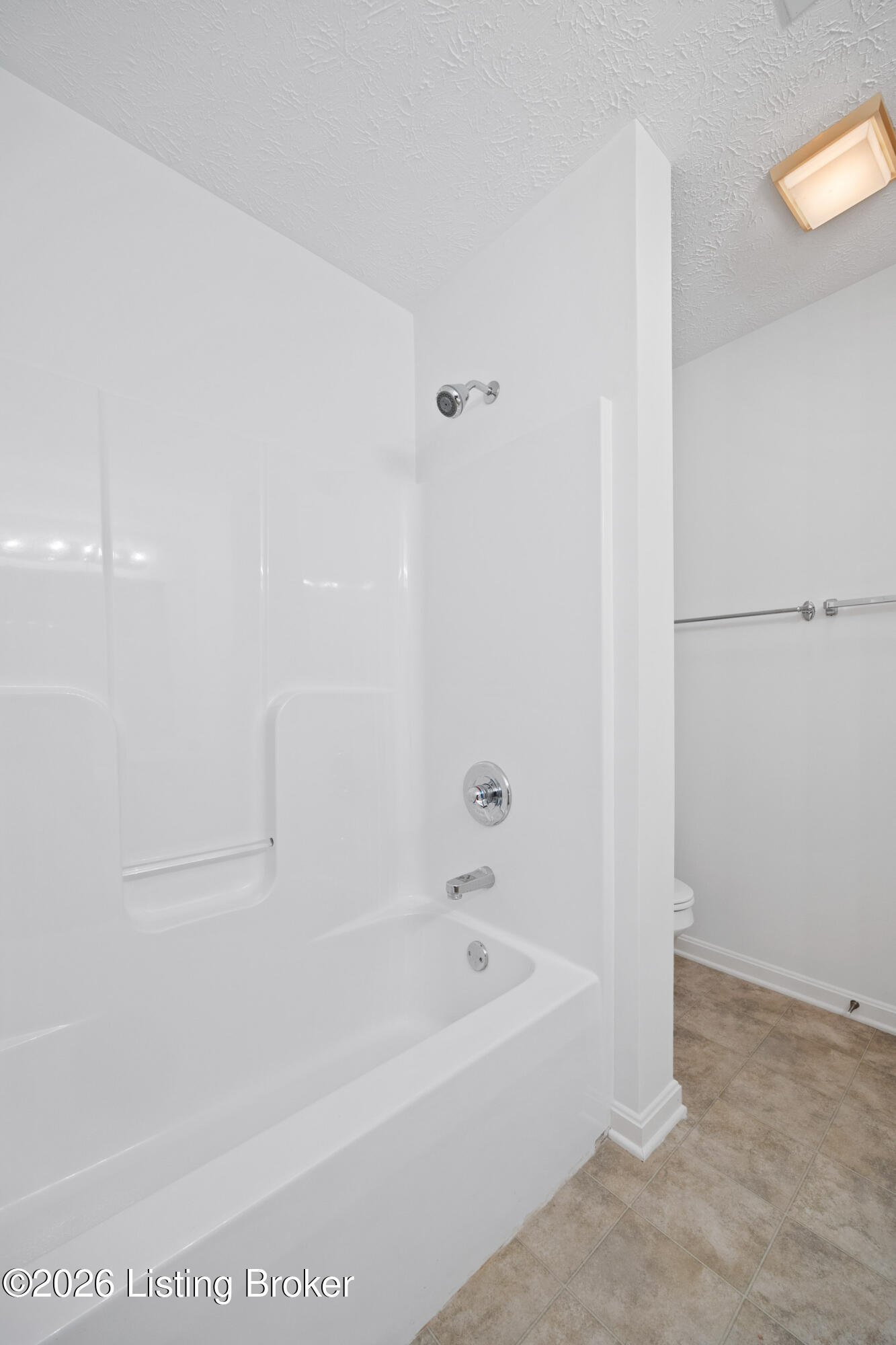 10450 Monticello Forest Cir Property Photo 21