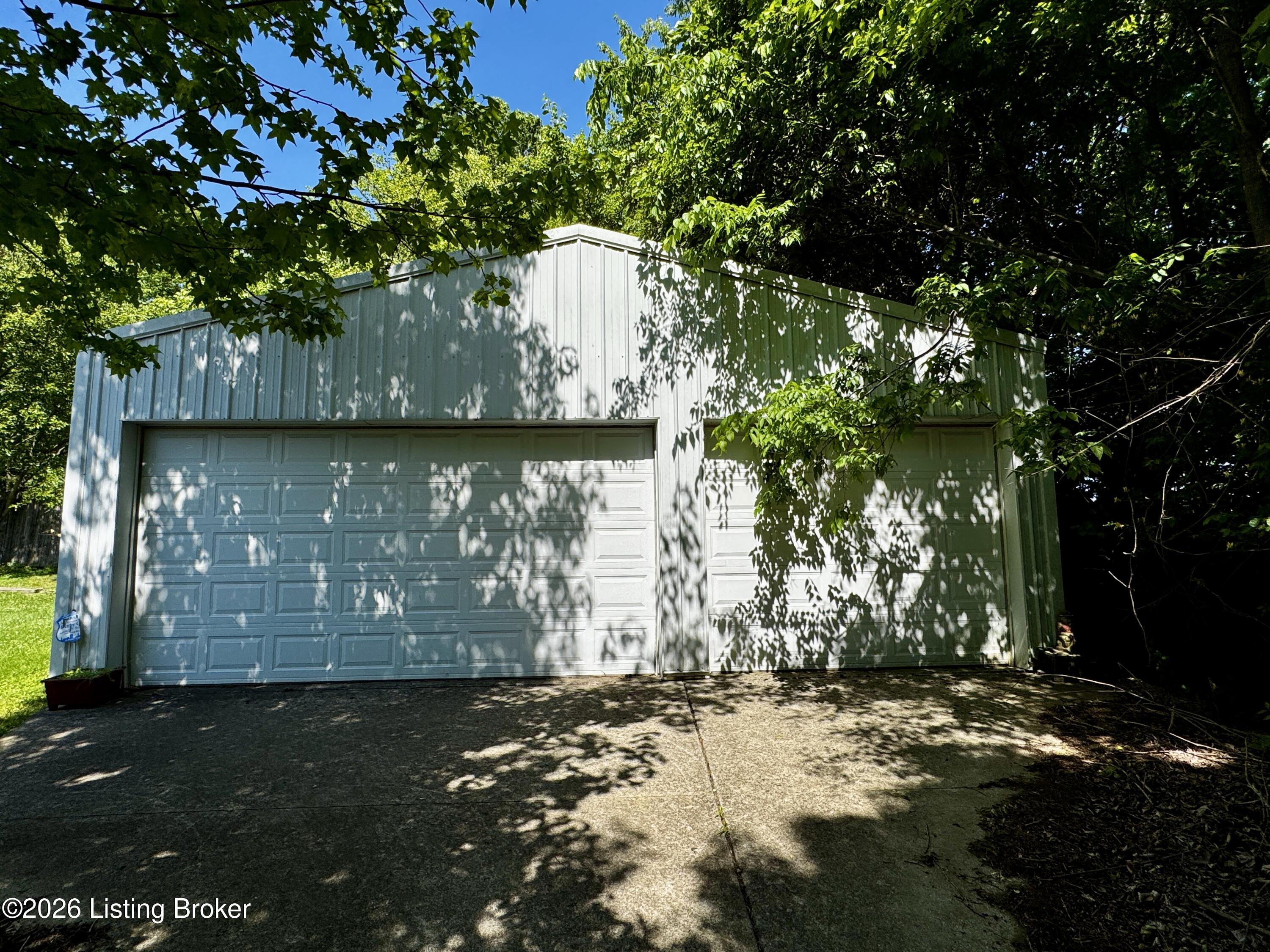 7520 Saint Andrews Church Rd Property Photo 6