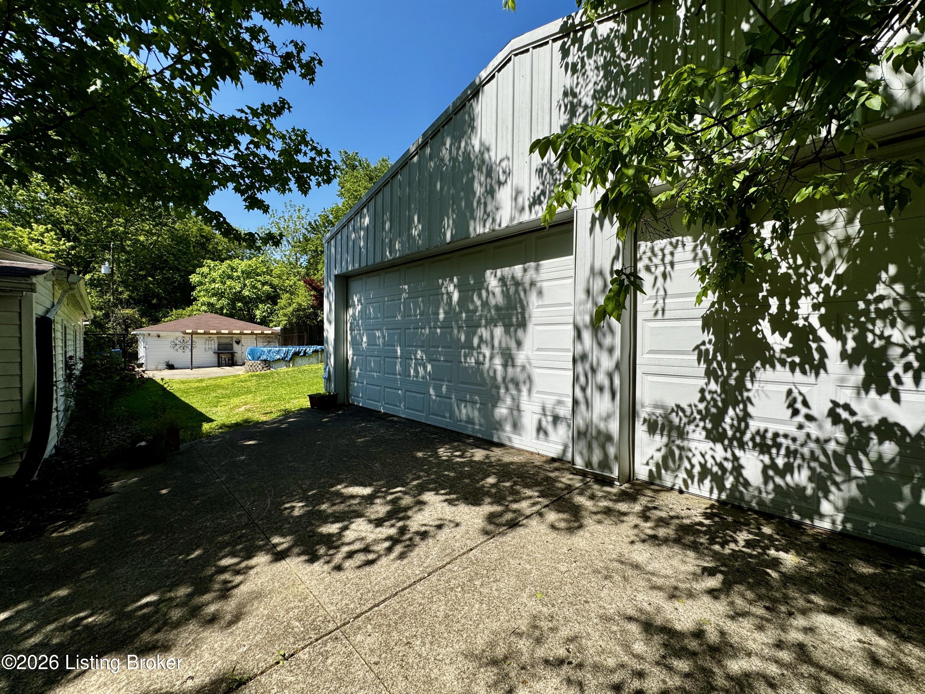 7520 Saint Andrews Church Rd Property Photo 7