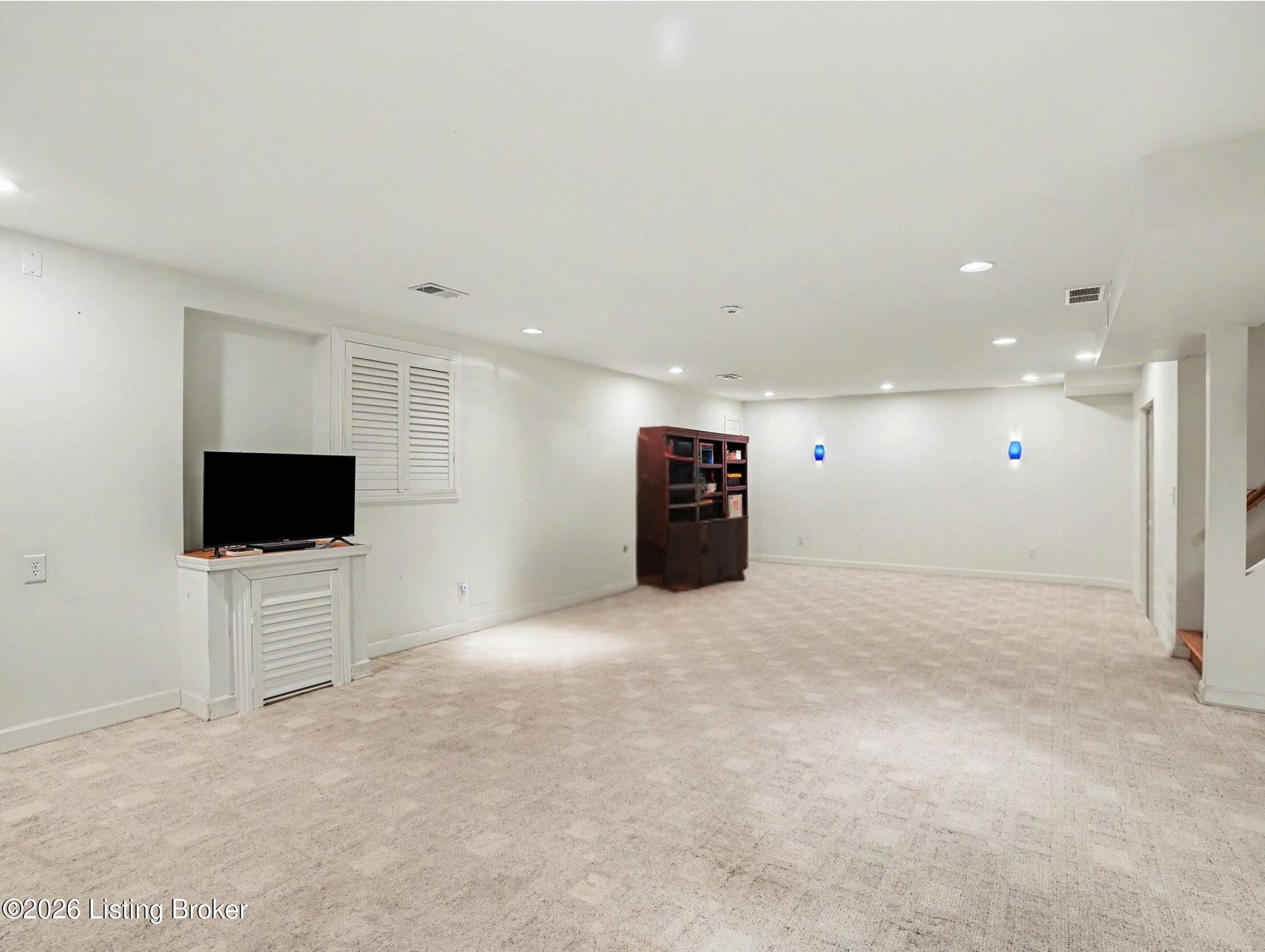 312 S Lyndon Ln Property Photo 60