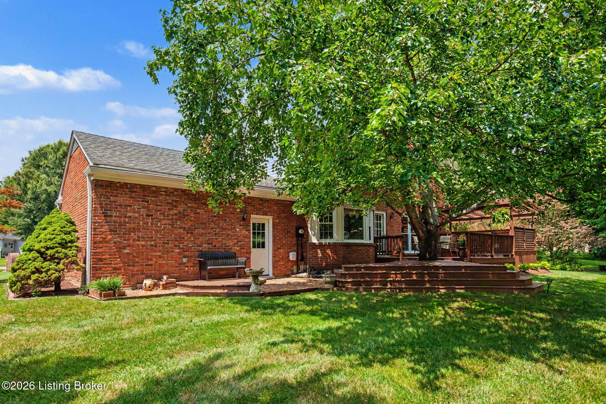 705 Bell Rock Pl Property Photo 5