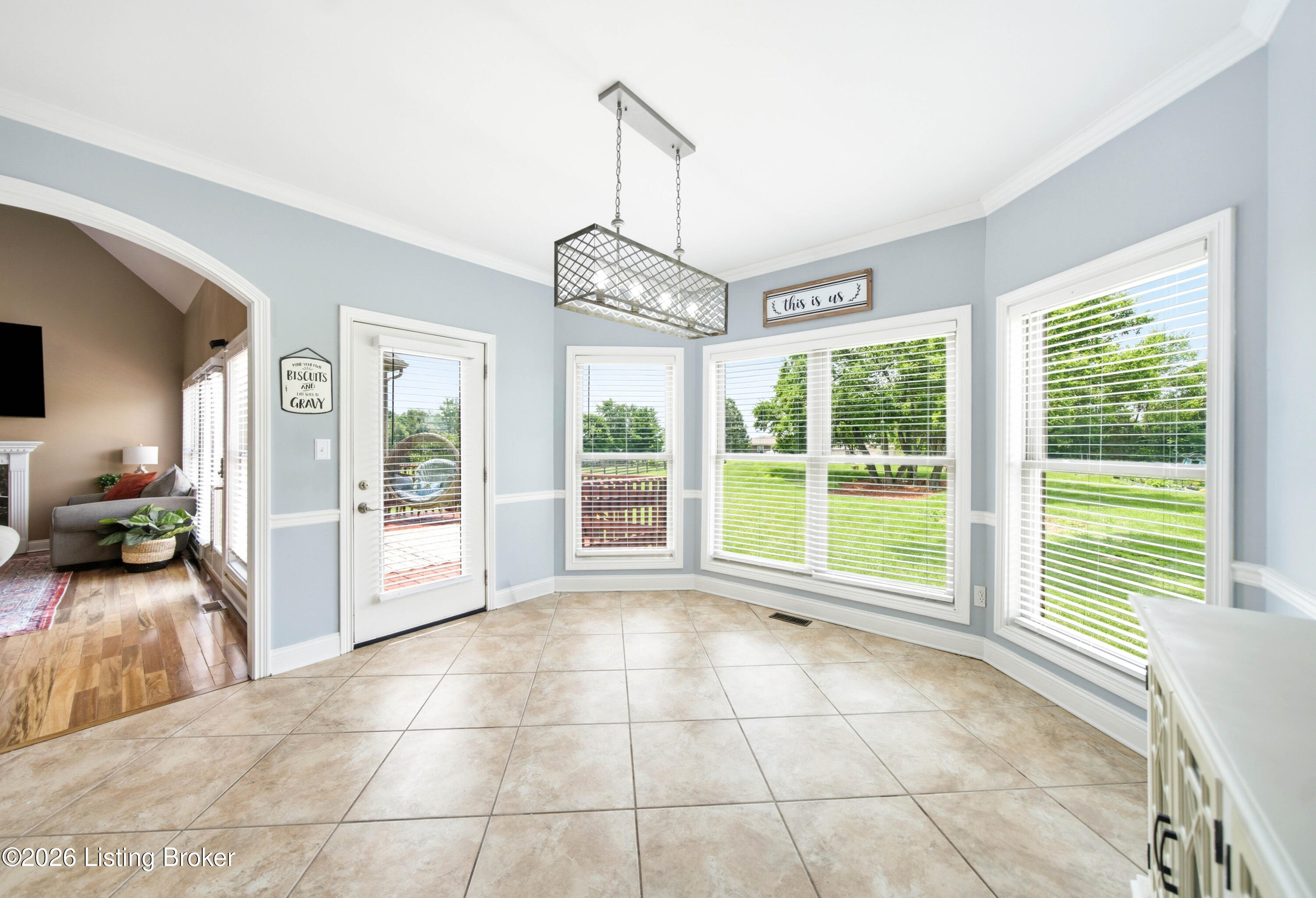 5314 High Crest Dr Property Photo 16