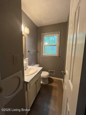 7614 Cedar Hollow Dr Property Photo 9