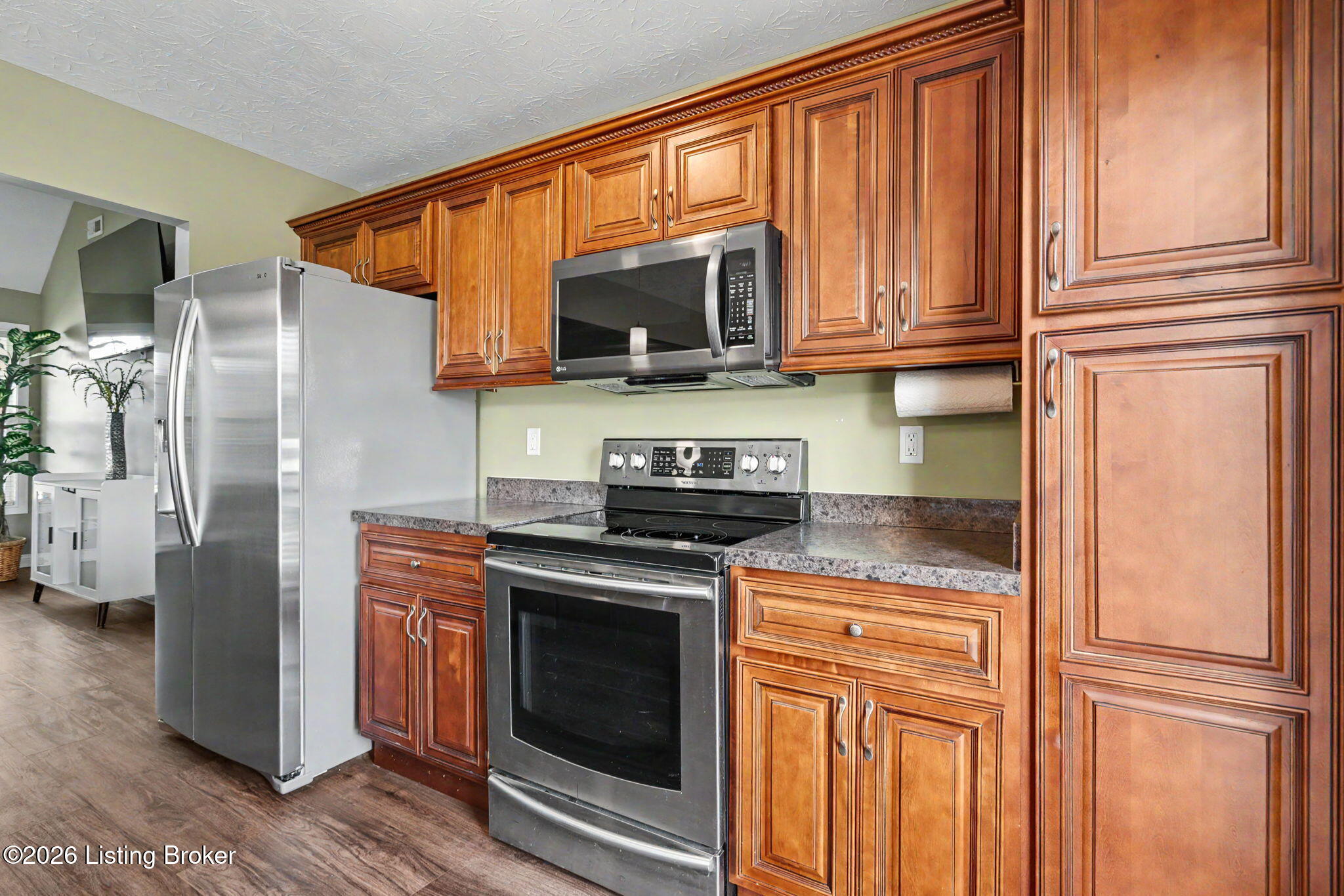 298 Eagle Feather St Property Photo 11