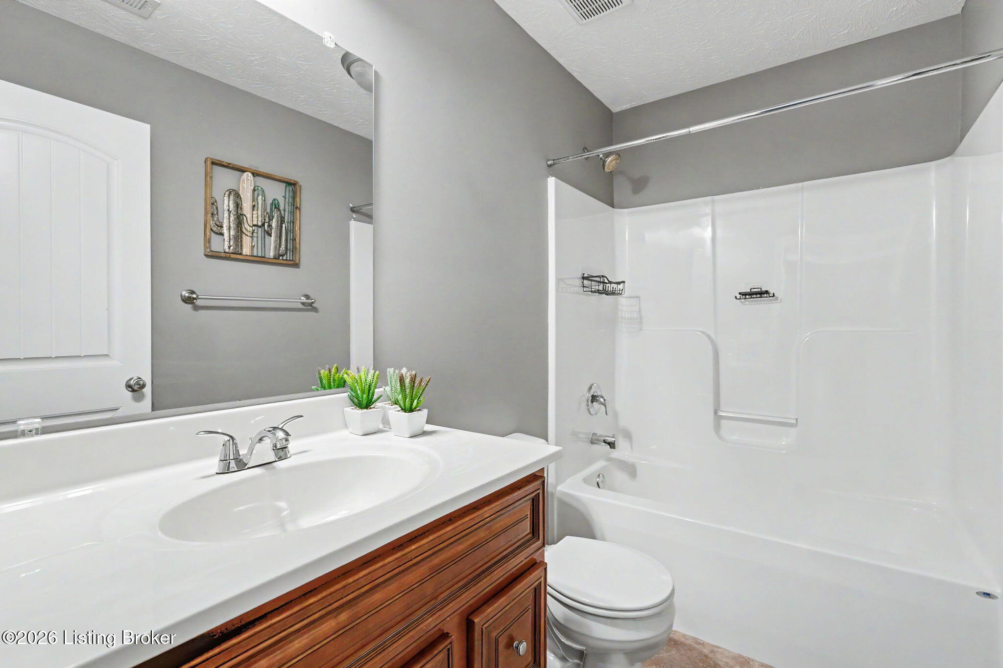 298 Eagle Feather St Property Photo 25